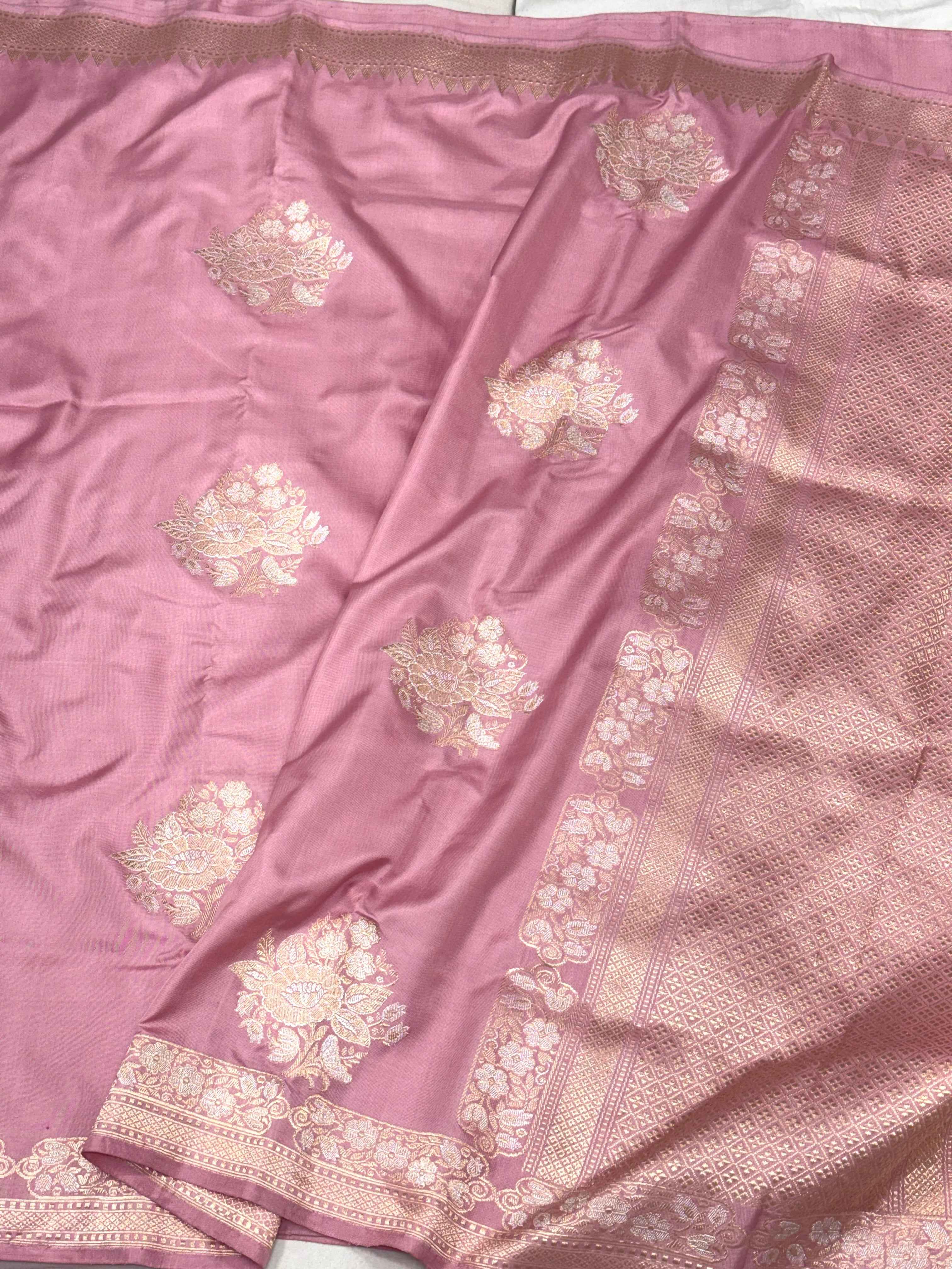 Pastel Pink Pure Katan Silk Handwoven Banarasi Saree | Contemporary Design | Skirt Pallu