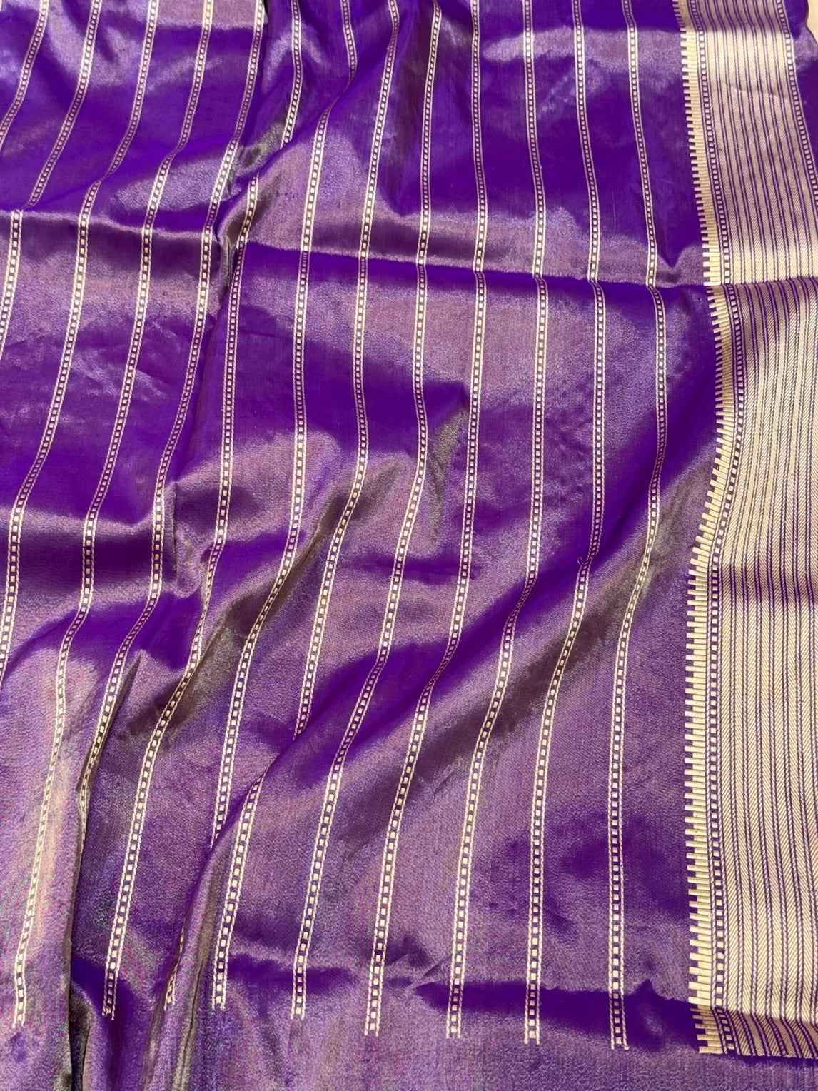 Gold Pure Double Katan Tissue Silk | Kadhwa Tecnique | Handwoven Banarasi Silk Saree