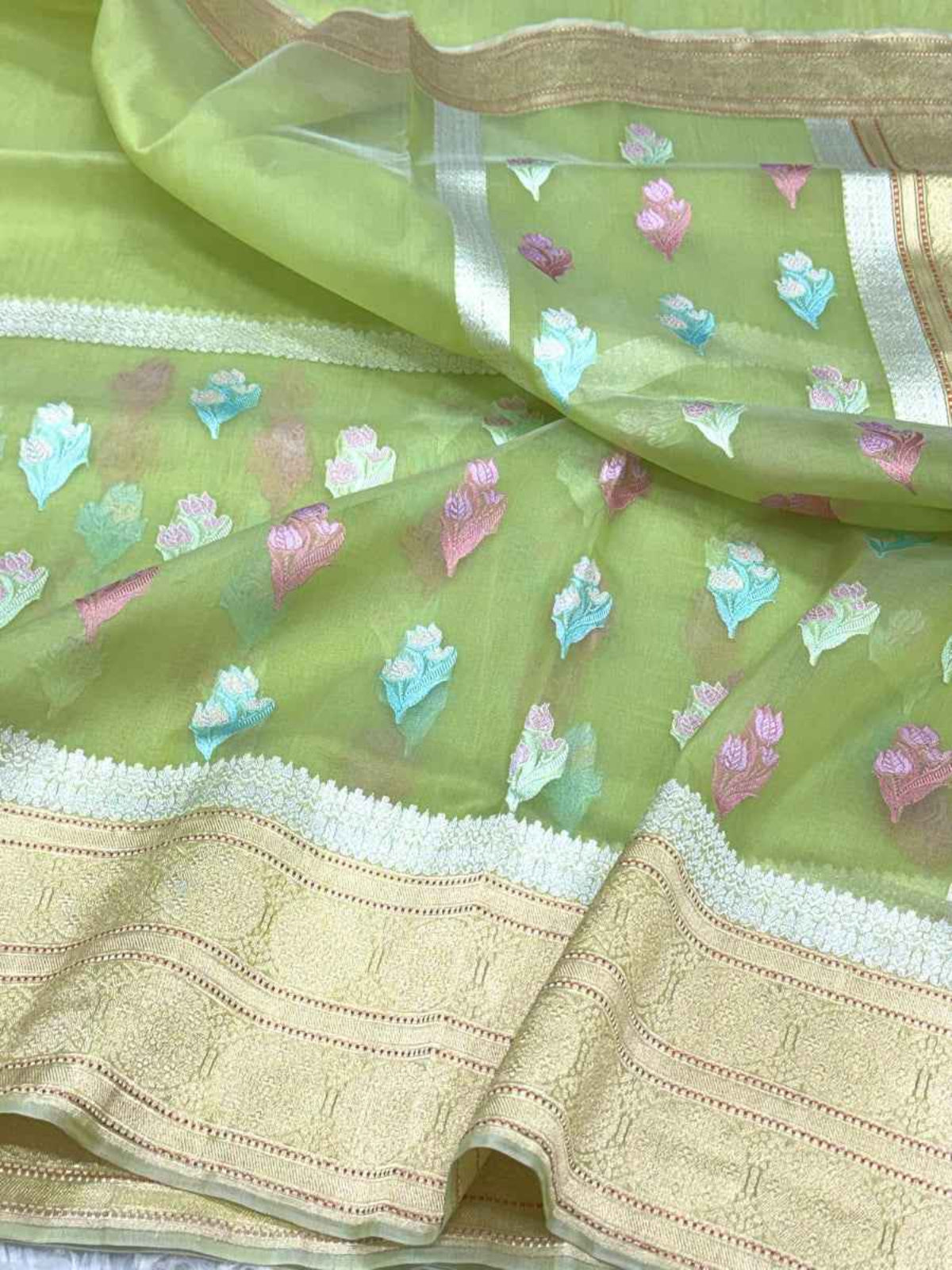 Aqua Green Pure Kora Silk & Pure Katan Silk Handwoven Banarasi Saree
