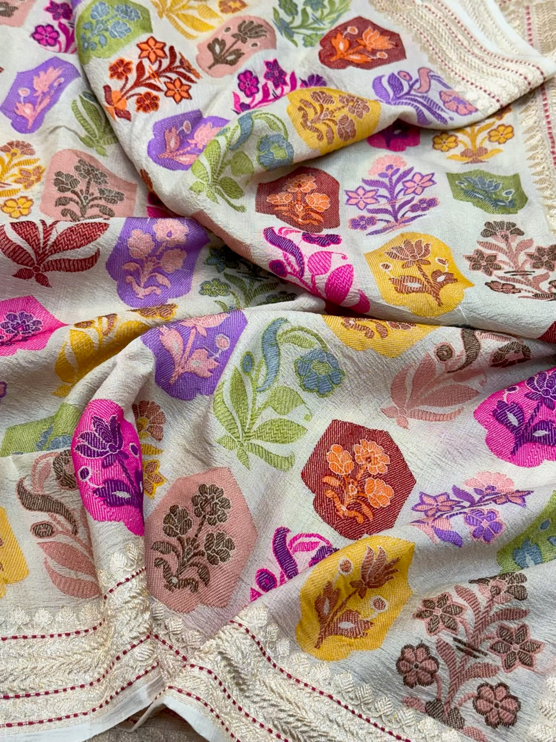 Ivory Pure Tussar Georgette Silk Handwoven Banarasi Saree | Kadhwa Technique Banarasi Masterpiece Handwoven Silk Saree