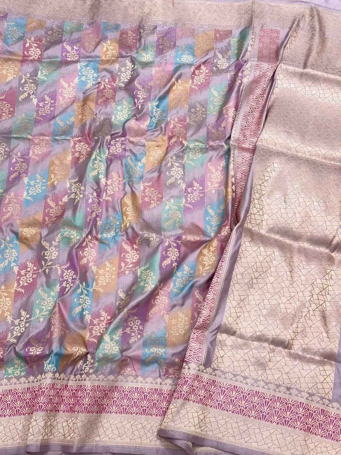 Lilac Pink Pure Katan Silk Rangkaat Saree | 100% Pure Mulberry Silk Handwoven Banarasi Saree - Luxury Banarasi Saree