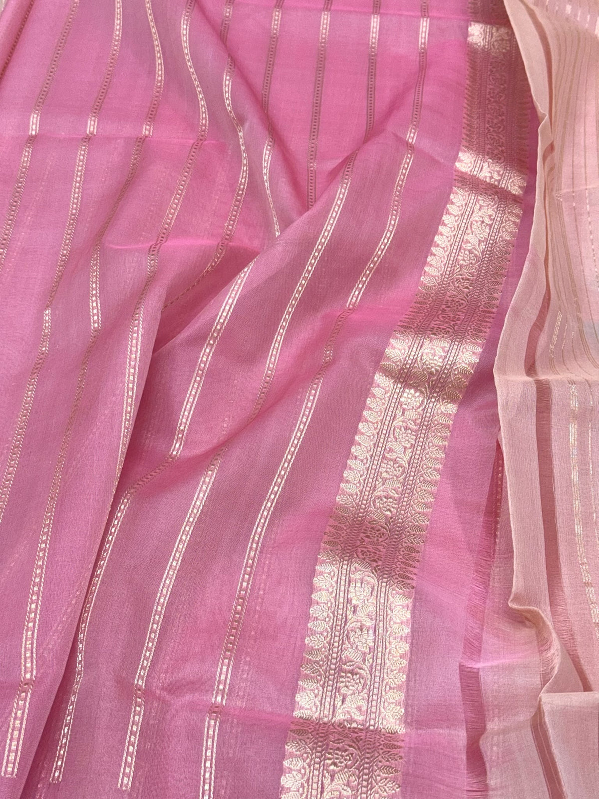 Light Peach Pure Mulberry Kora Silk Handwoven | Kadhwa Weave | Banarasi Saree
