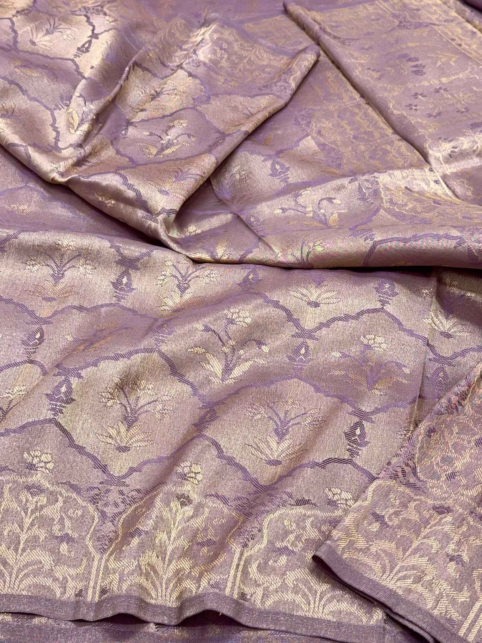 Dusty Lavender Pure Double Silk Tissue Reversible Saree - Kadhwa Tanchoi Handwoven Banarasi Saree - Elegance Drape