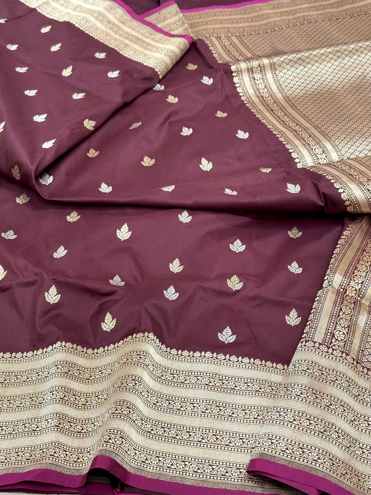 Wine Pure Mulberry Katan Silk Handwoven Banarasi Saree | Kadhwa Weave