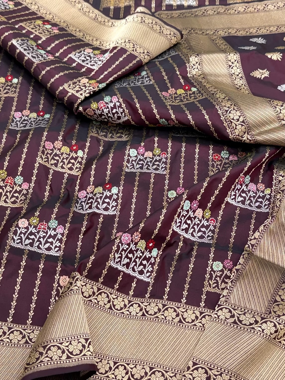 Wine Pure Double Katan Silk Saree | Pure Mulberry Silk Handwoven ( Kadhwa Technique ) Banarasi Saree