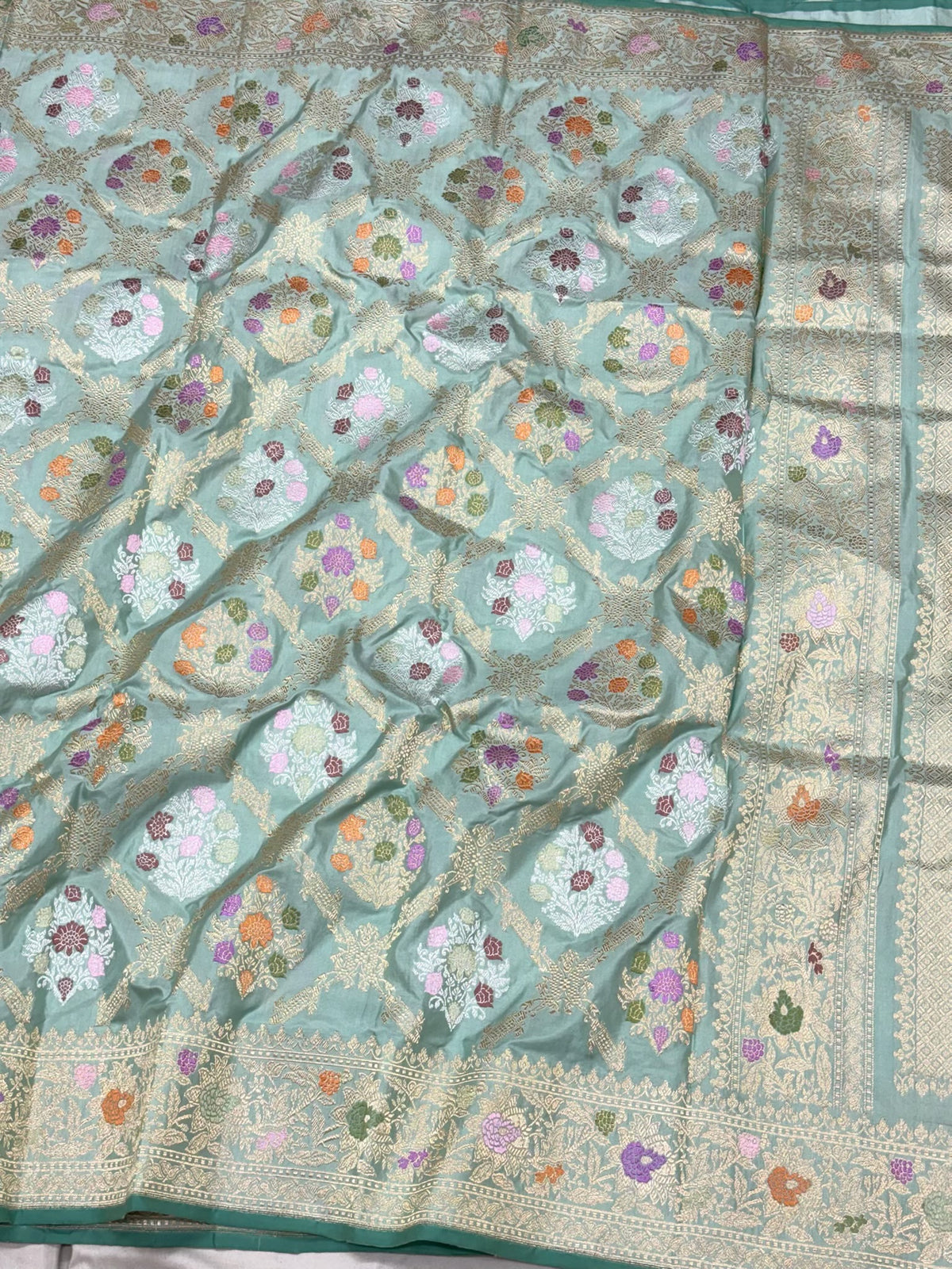 Light Sea Green Pure Double Mulberry Katan Silk | Kadhwa Technique | Handwoven Banarasi Saree - New Era Of Saree Glamour