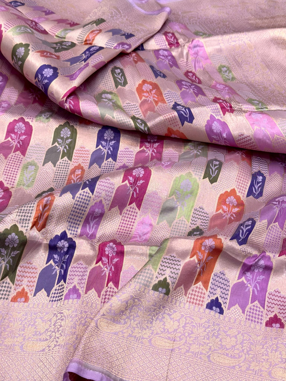 Lilac Pink Handloom Banarasi Saree | Pure Katan Mulberry Silk Banarasi Rangkaat Saree - The New Classic