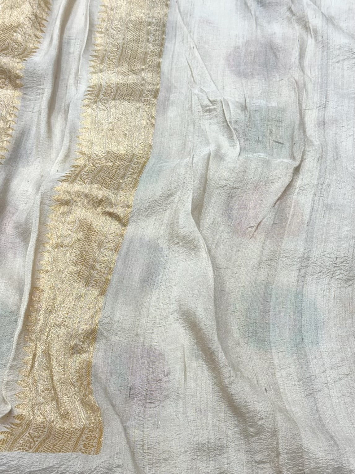 Natural Ivory Pure Tussar Georgette Silk - Kadhwa Technique Modern Masterpiece Banarasi Saree