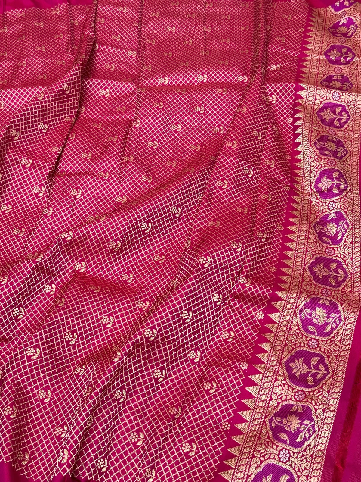 Rani Pink Pure Katan Mulberry Silk | Kadhwa Technique | Handwoven Banarasi Saree