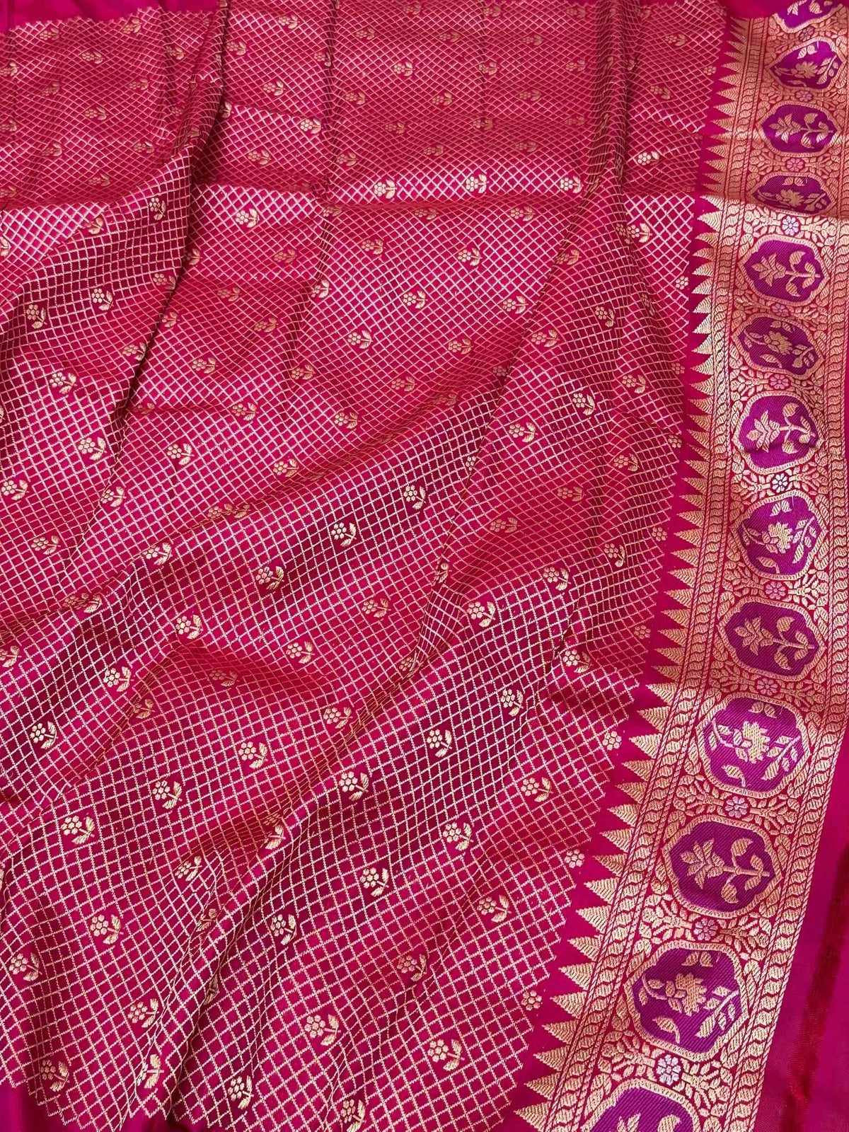 Rani Pink Pure Katan Mulberry Silk | Kadhwa Technique | Handwoven Banarasi Saree