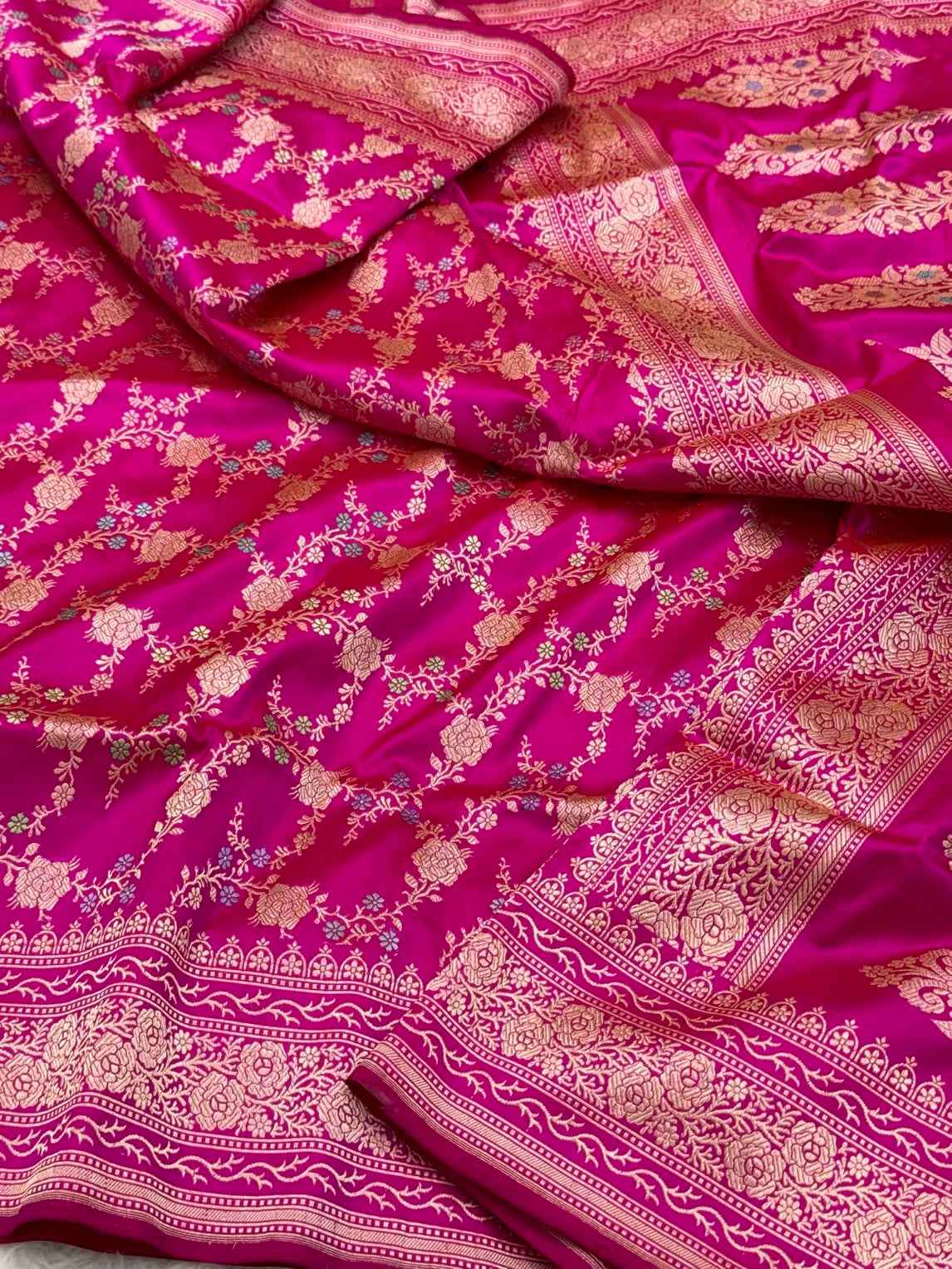 Rani Pink Pure Katan Silk Saree | Kadhwa Technique | Pure Mulberry Silk Handwoven Banarasi Silk Saree