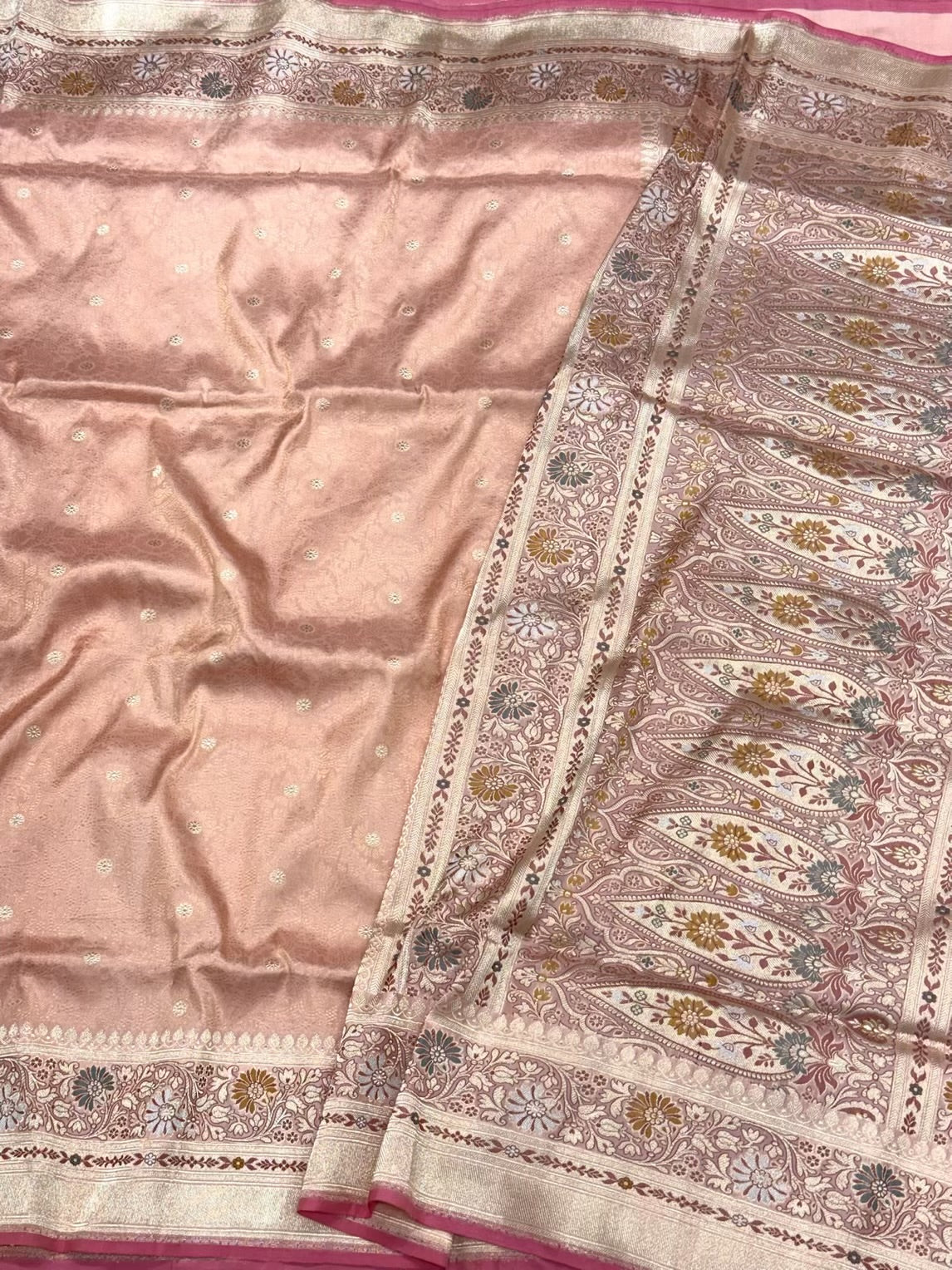 Peach Pure Katan Silk Saree | Kadhwa + Tanchoi Weave | Pure Mulberry Silk Handwoven Banarasi Silk Saree