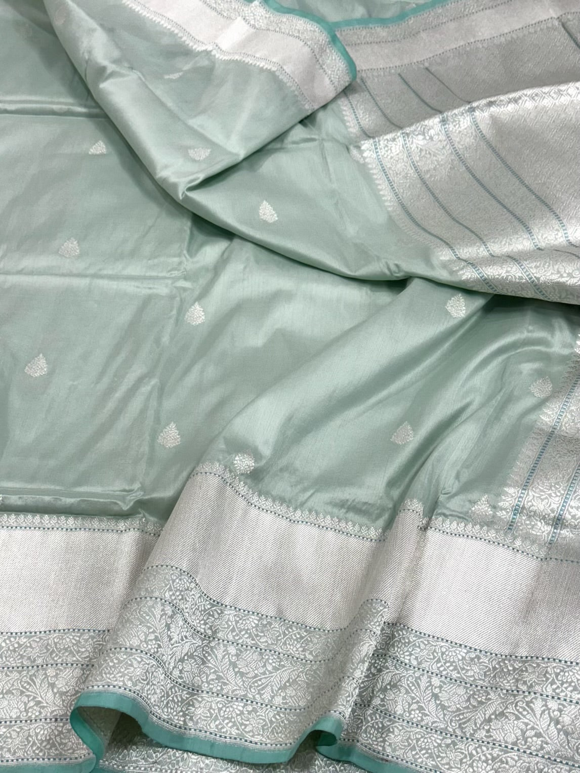 Pastel Green Pure Mulberry Katan Silk Handwoven Banarasi Saree