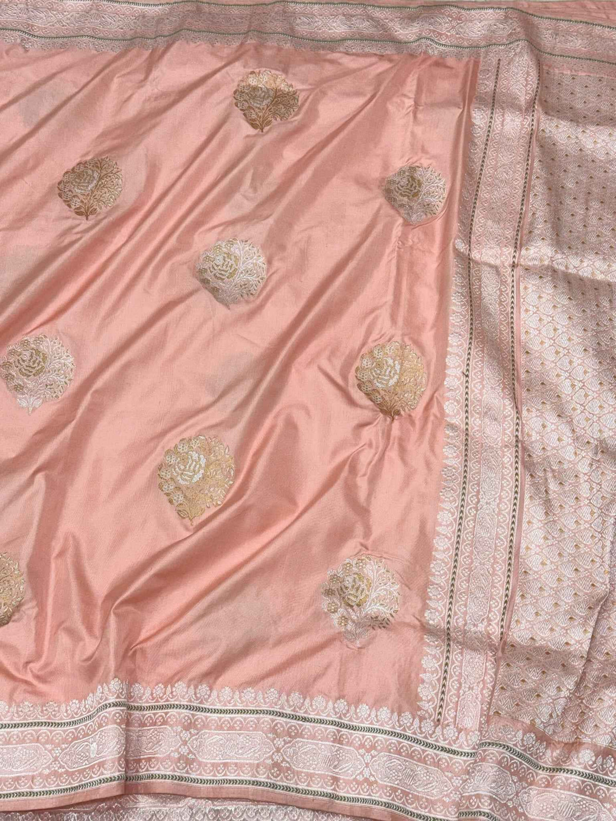 Peach Pure Mulberry Katan Silk Handwoven Banarasi Saree - Kadhwa + Ektara Weave