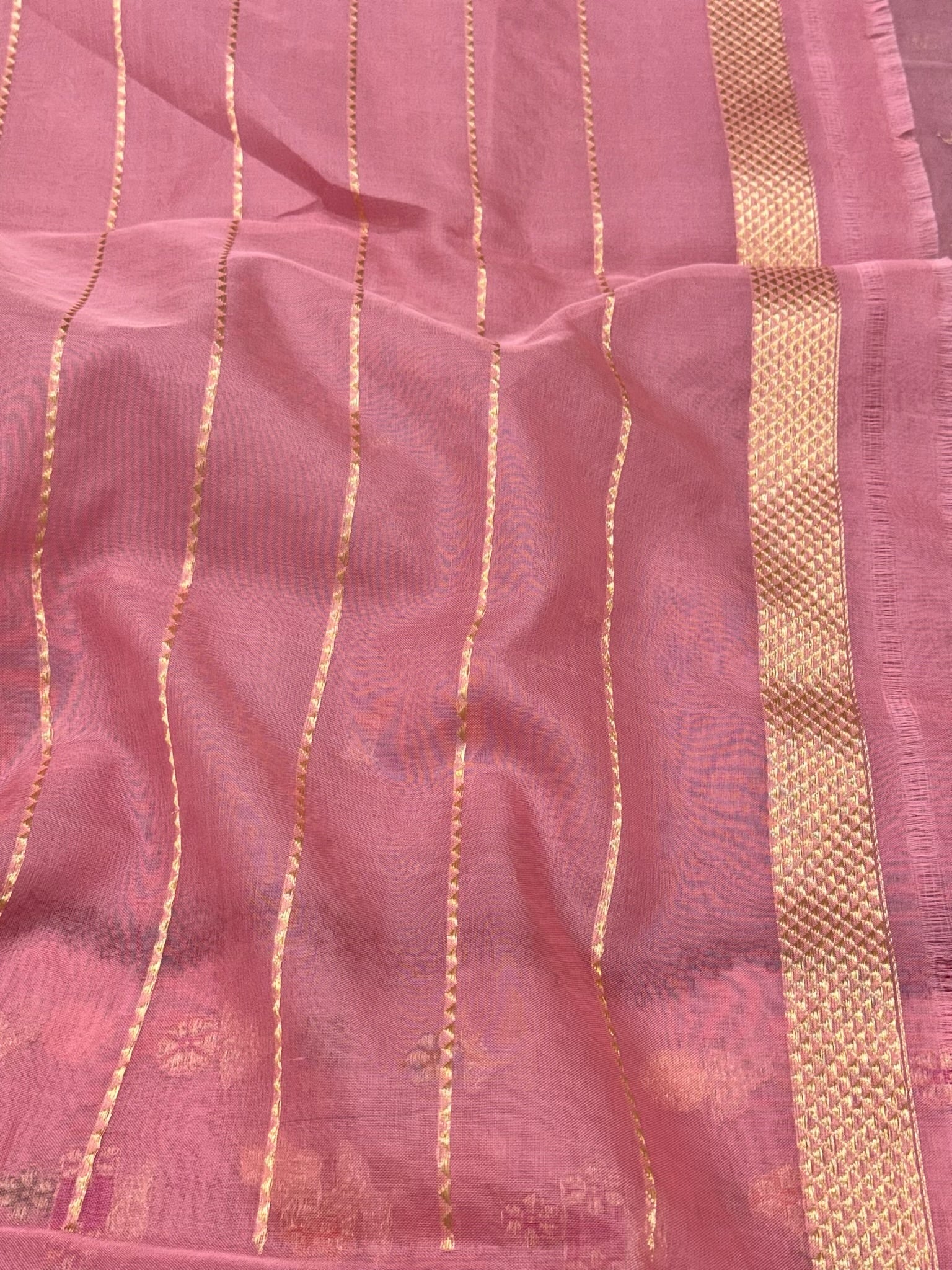 Onion Pink Pure Kora Silk & Mulberry Silk Handwoven Modern Banarasi Saree