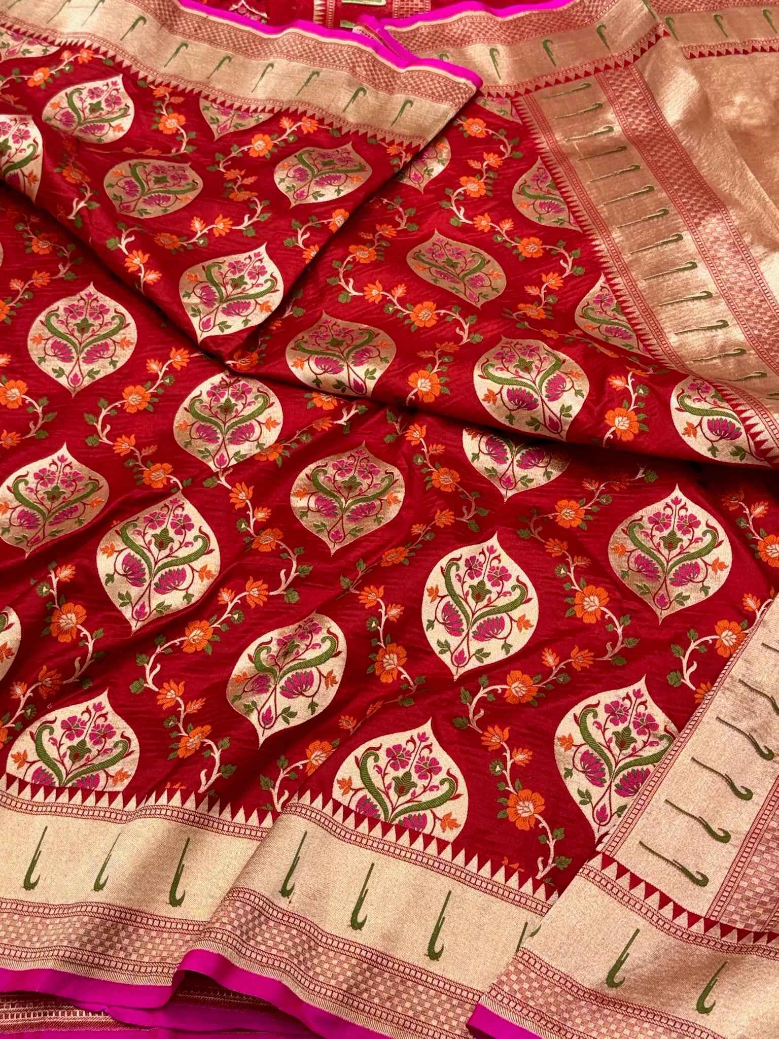 Red Banarasi Handloom Silk Saree - Pure Katan & Mulberry Silk Banarasi Saree