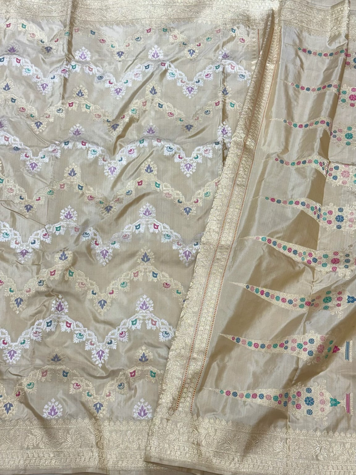 Ivory Handwoven Pure Mulberry Katan Silk | Kadhwa Technique | Authentic Premium Banarasi Saree