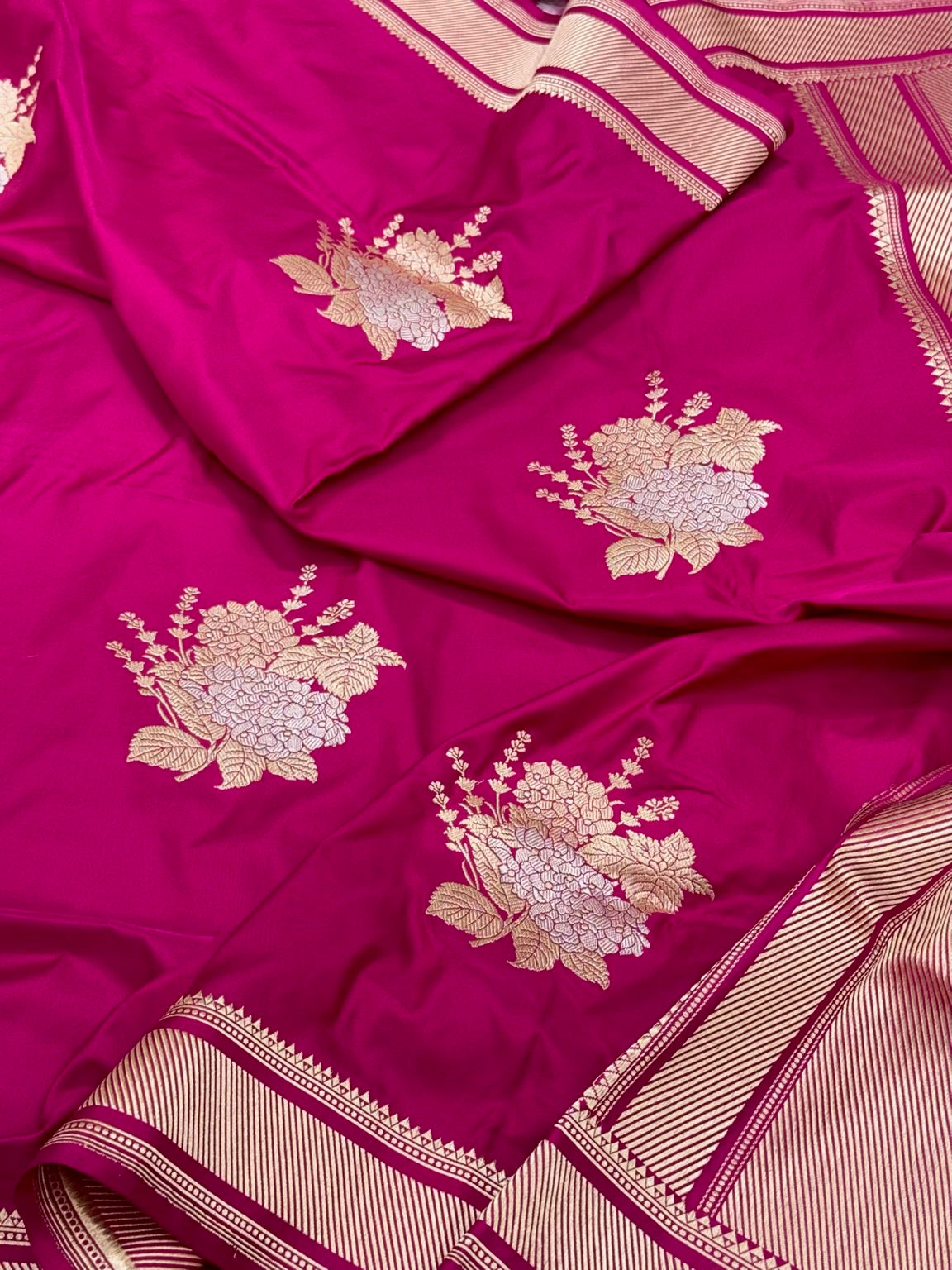 Rani Pink Pure Mulberry Katan Silk Banarasi Saree - Traditional Handwoven Kadhwa Weave