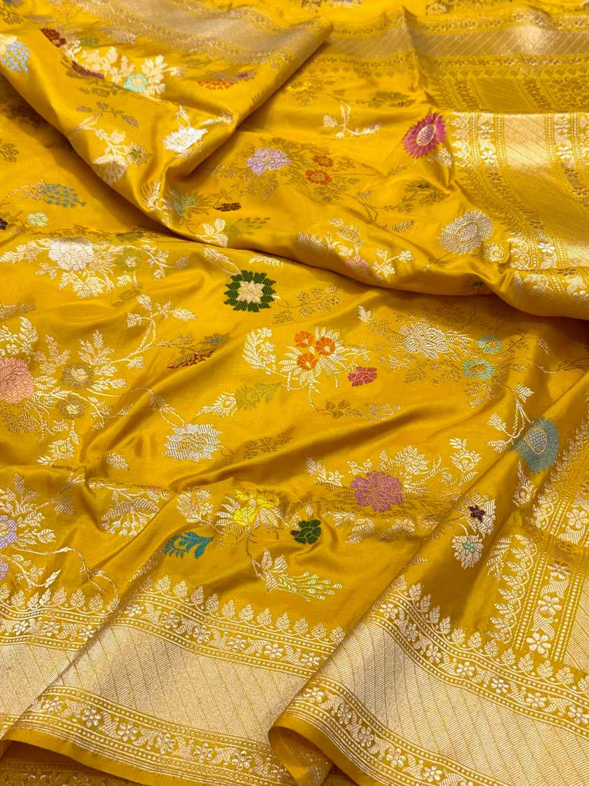 Mustard Yellow Pure Katan Silk Saree | Kadhwa Technique | Pure Mulberry Silk Banarasi Handwoven Saree