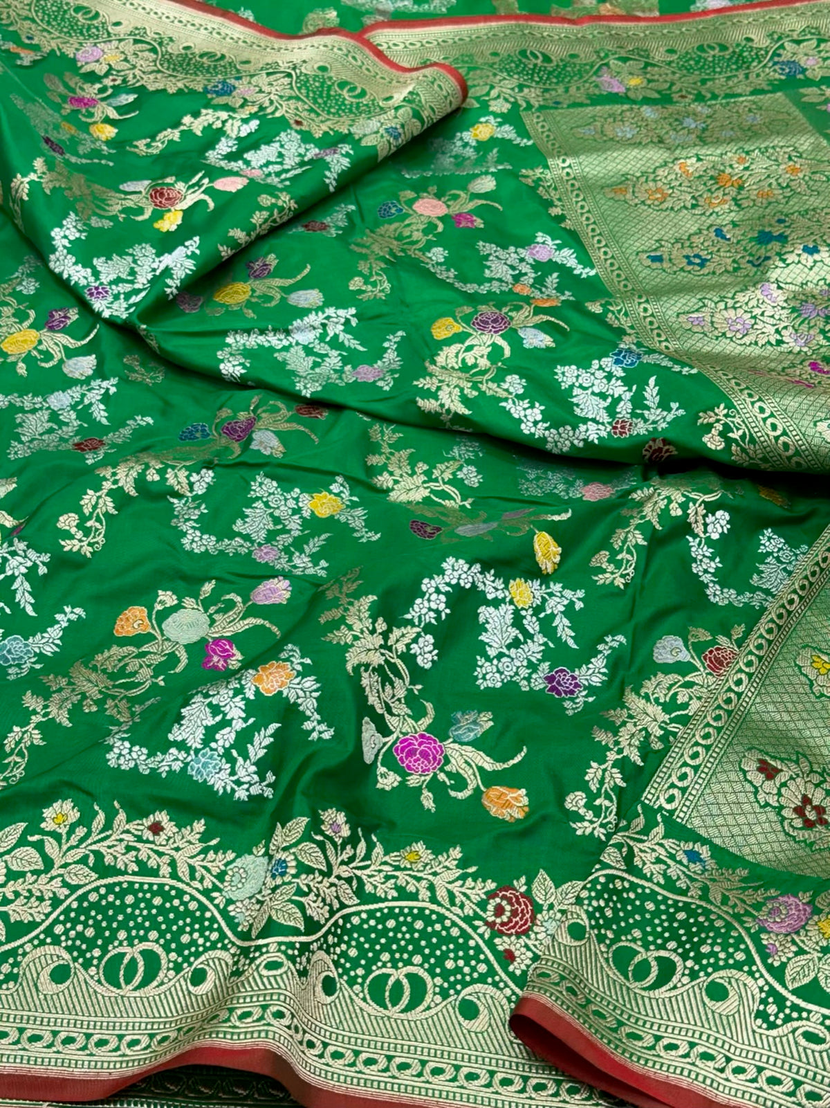 Green Pure Double Katan Mulberry Silk Handwoven Banarasi Kadhwa Weave Saree