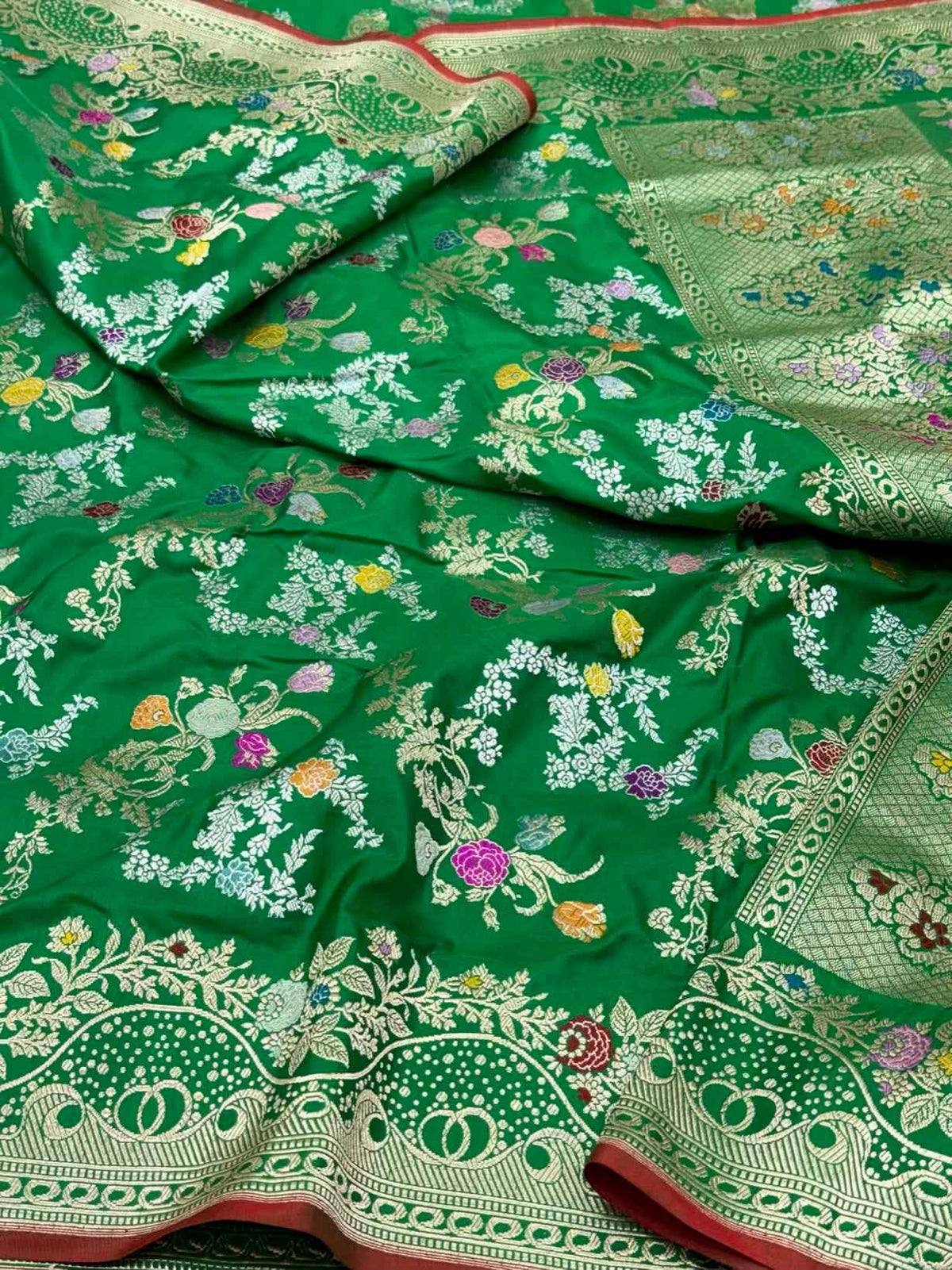 Green Pure Double Katan Mulberry Silk Handwoven Banarasi Kadhwa Weave Saree