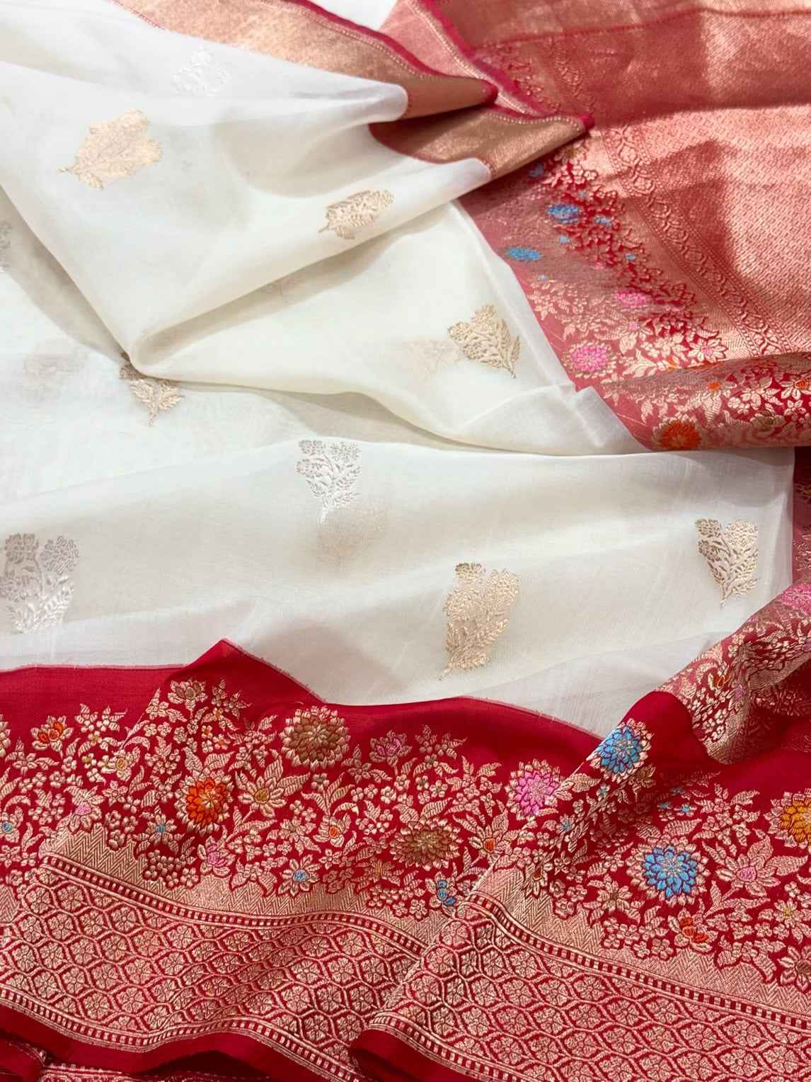 Off White Pure Mulberry Kora Silk Kadhwa + Kadhiyal Handwoven Banarasi Silk Saree