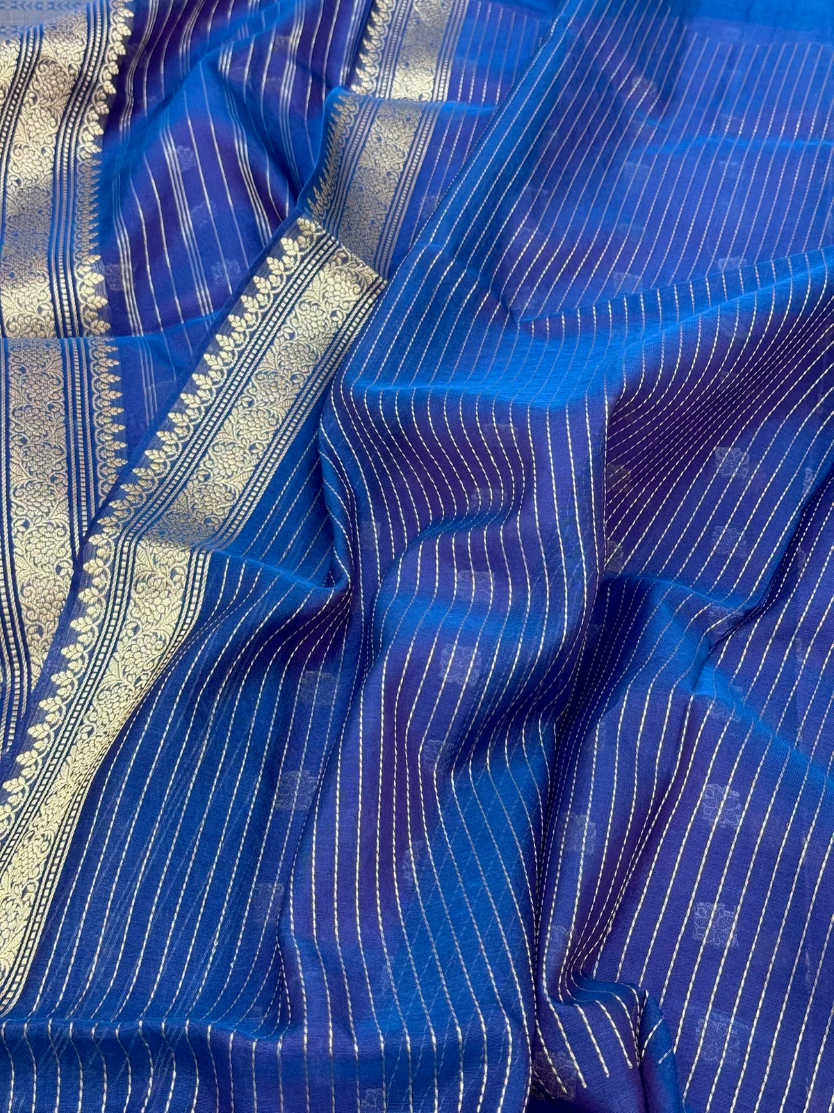 Violet Pure Mulberry Kora Silk Handwoven Banarasi Saree - Modern Drape Lightweight Banarasi Saree