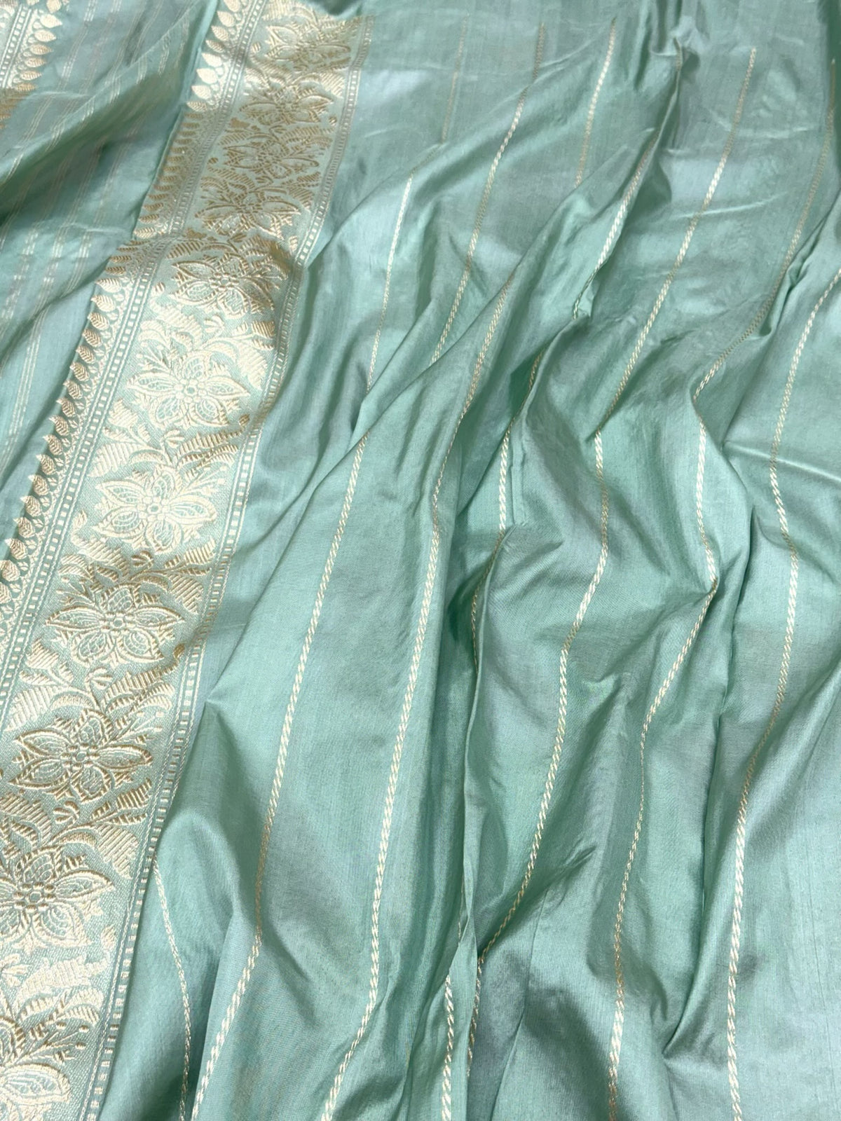 Light Sea Green Pure Katan Silk & Mulberry Silk Handwoven | Kadhwa Technique | Premium Luxury Banarasi Brocade Saree