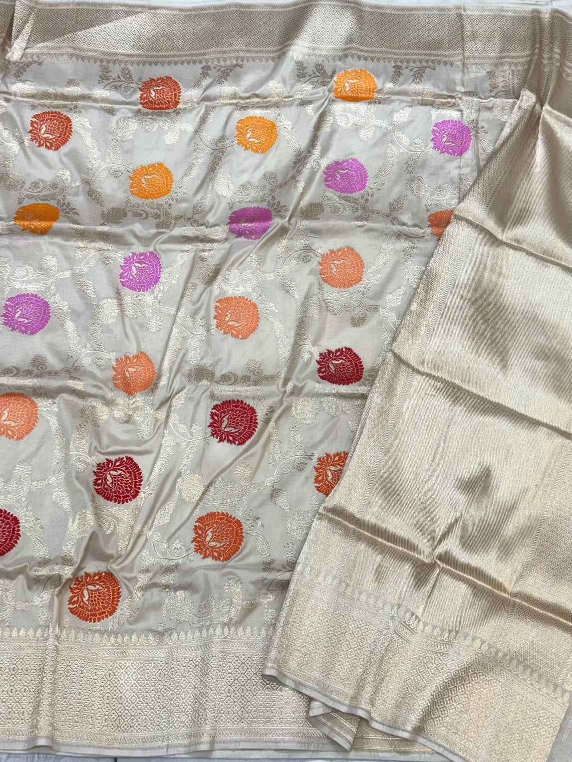 Natural Ivory Pure Mulberry Silk | Pure Katan Silk Banarasi Handwoven Premium Saree