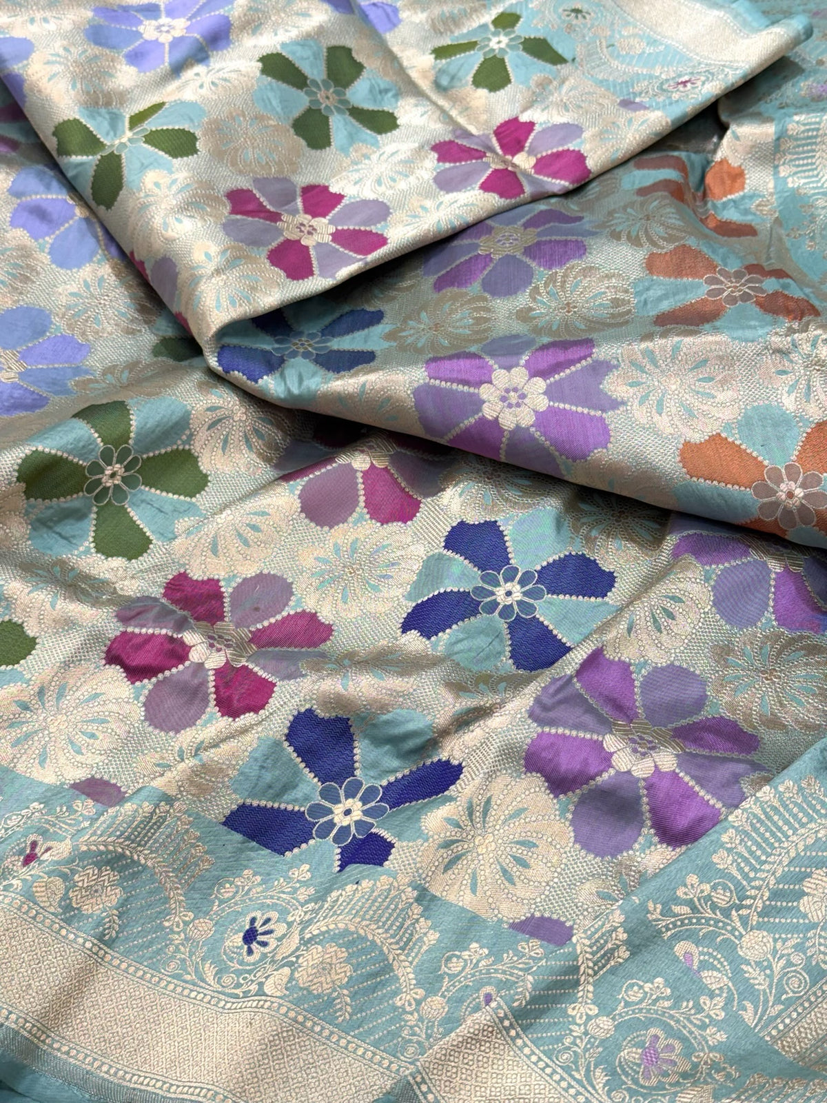 Light Sea Green Pure Katan Mulberry Silk Handloom Banarasi Saree - Rangkaat
