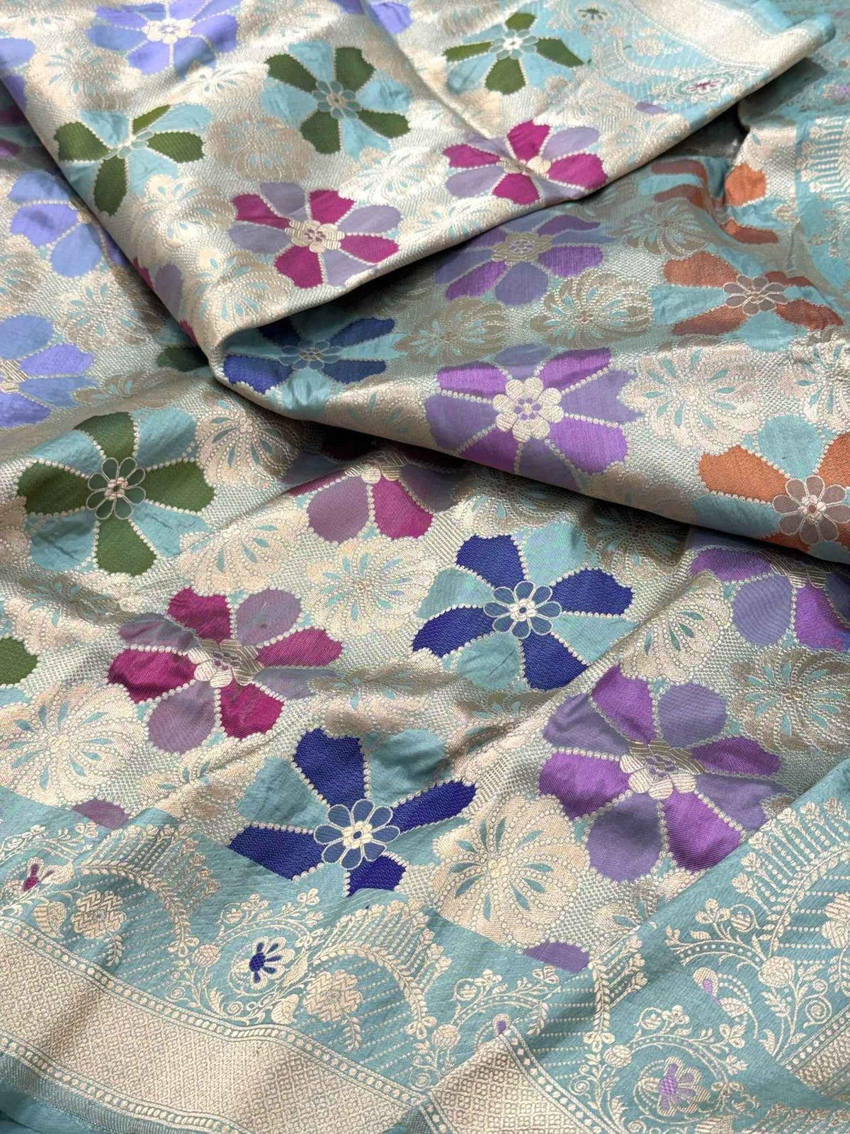 Light Sea Green Pure Katan Mulberry Silk Handloom Banarasi Saree - Rangkaat