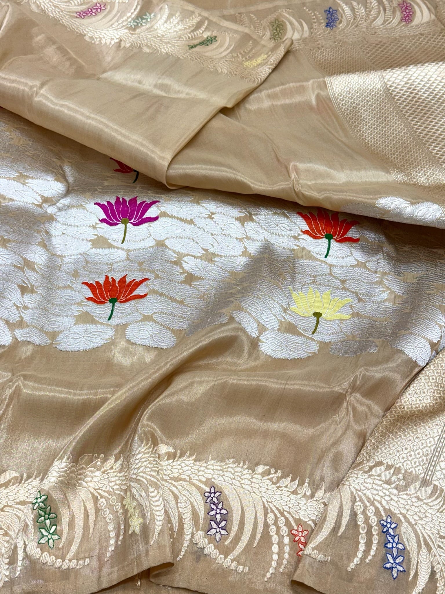 Molten Gold Pure Katan Silk & Pure Tissue Silk Handwoven | Kadhwa Technique | Contemporary Banarasi Modern Saree