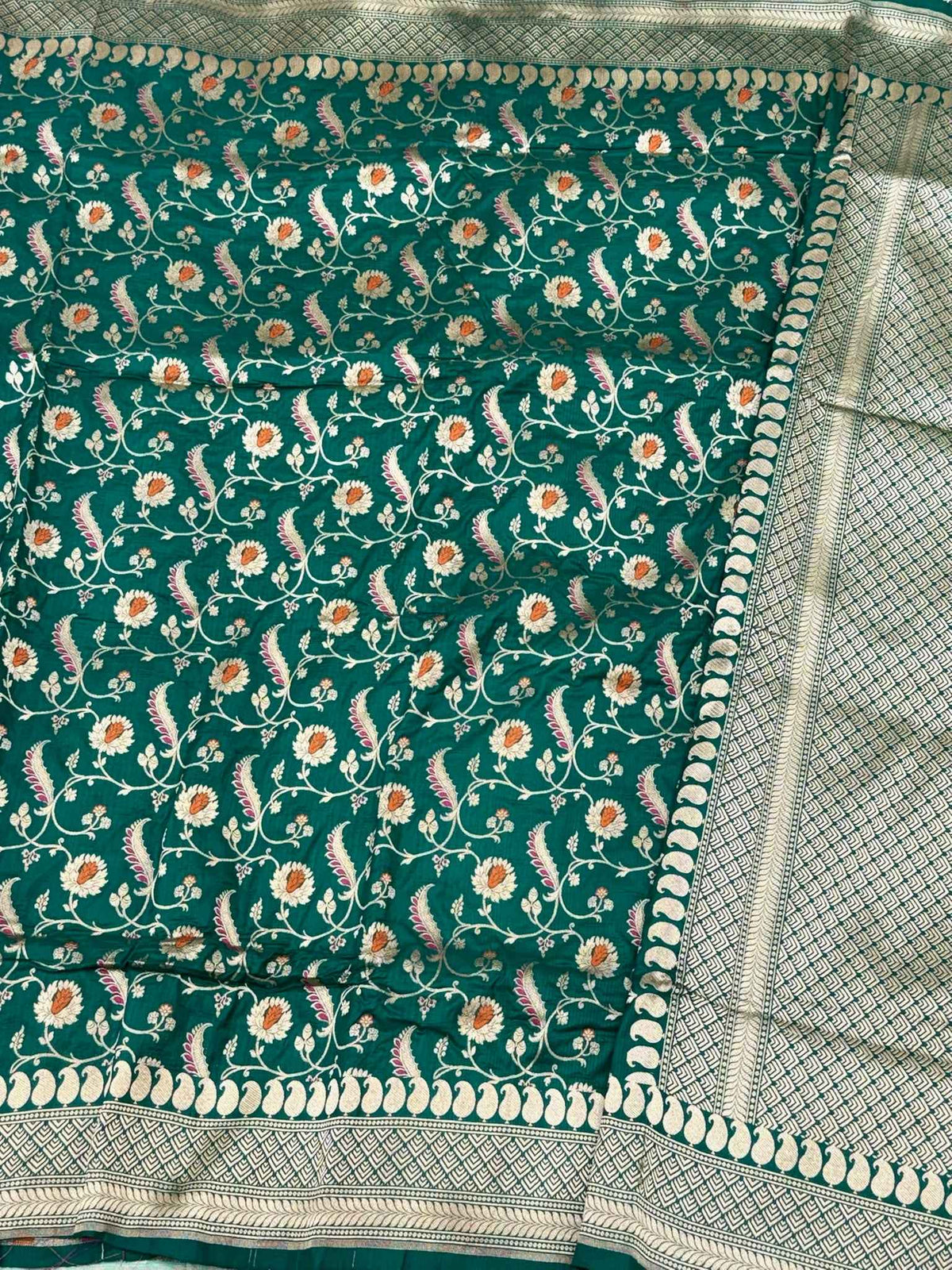 Emerald Green Handwoven Banarasi Pure Katan Mulberry Silk Saree