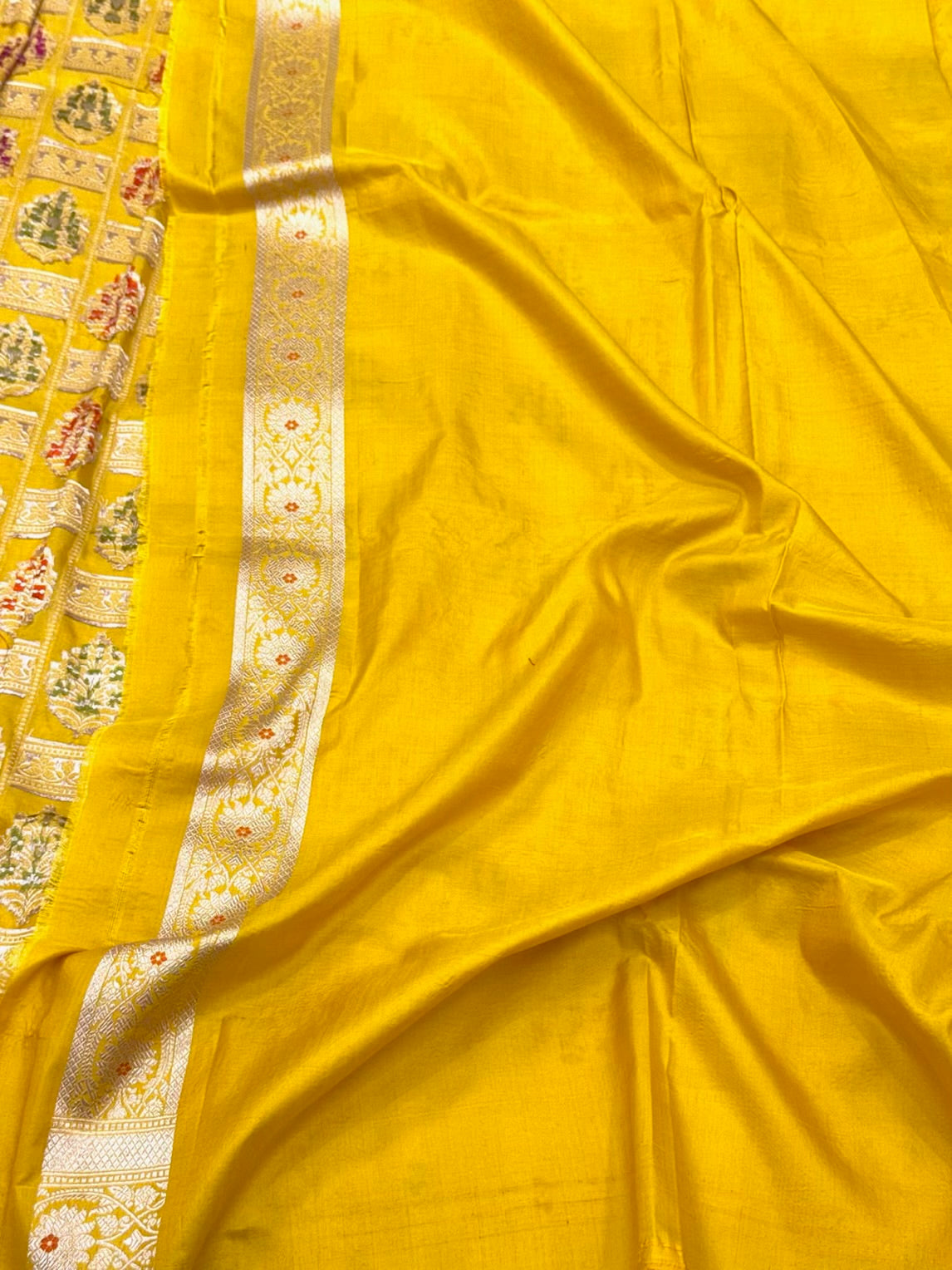 Yellow Pure Mulberry Silk Saree - Pure Katan Silk Handloom Banarasi Silk Saree
