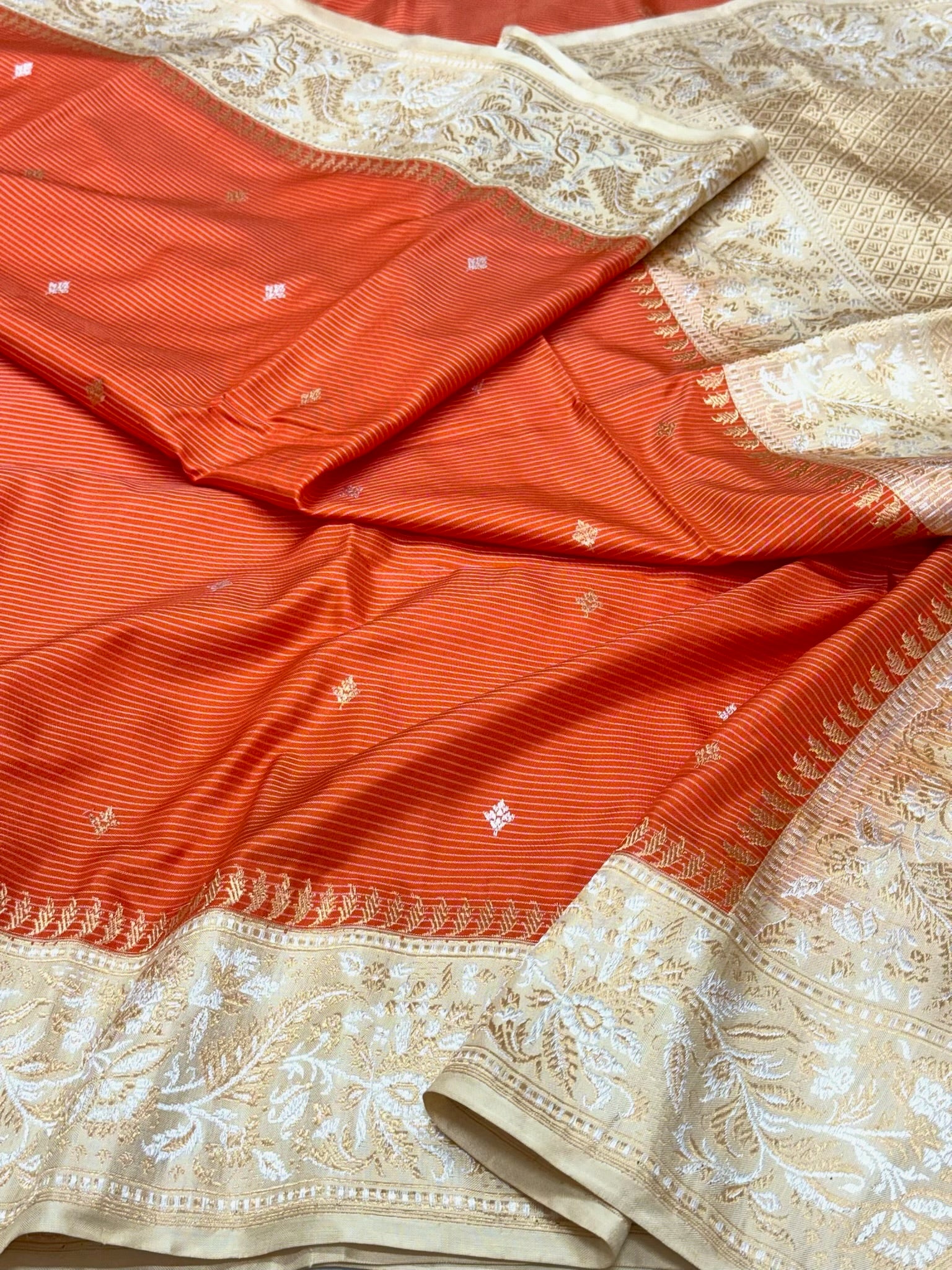 Rustic Orange Handwoven | Kadhwa + Kadhiyal Technique | Banarasi Saree - Pure Mulberry Double Katan Silk Ektara Banarasi Saree