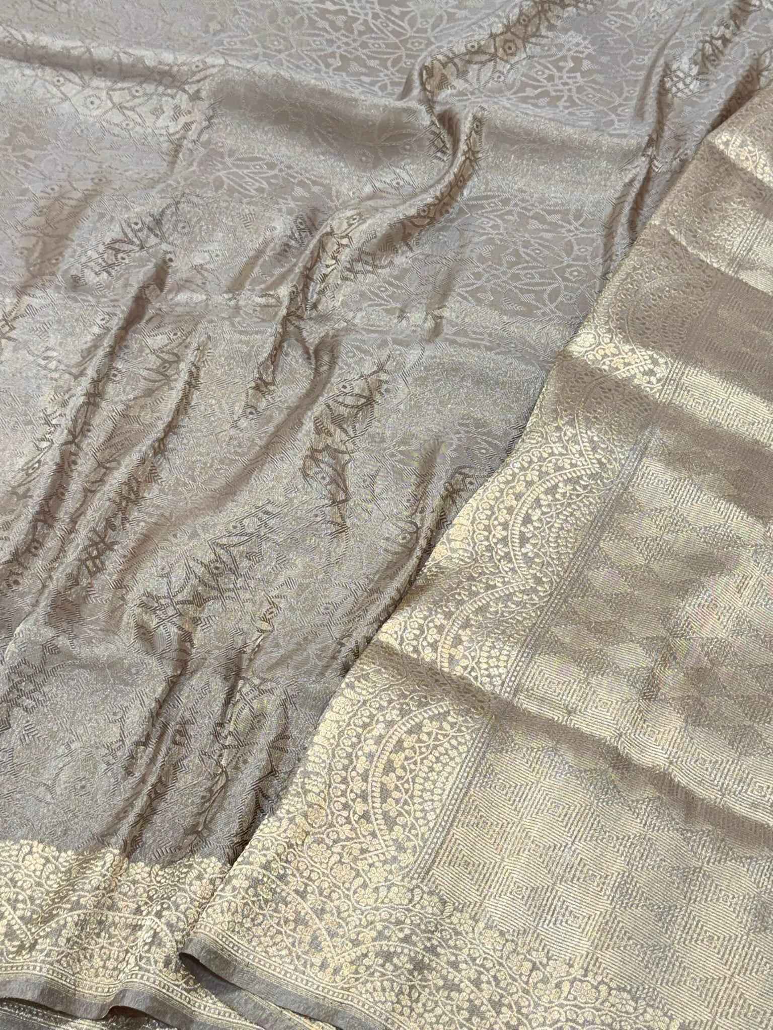 Beige Pure Double Katan Tissue Silk Handwoven Banarasi Silk Saree - Kadhwa Weave Tanchoi