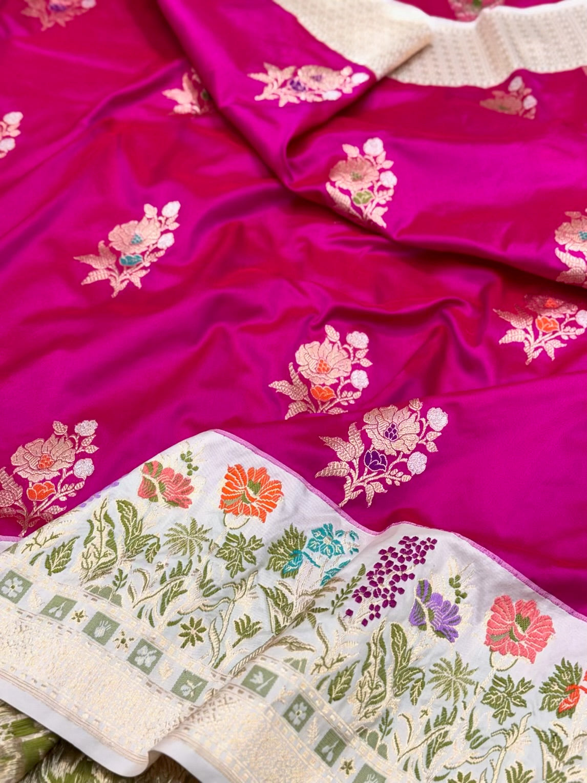 Rani Pink/Ivory Pure Katan Silk Saree | Kadhwa Technique | Pure Mulberry Silk Handwoven Banarasi Saree