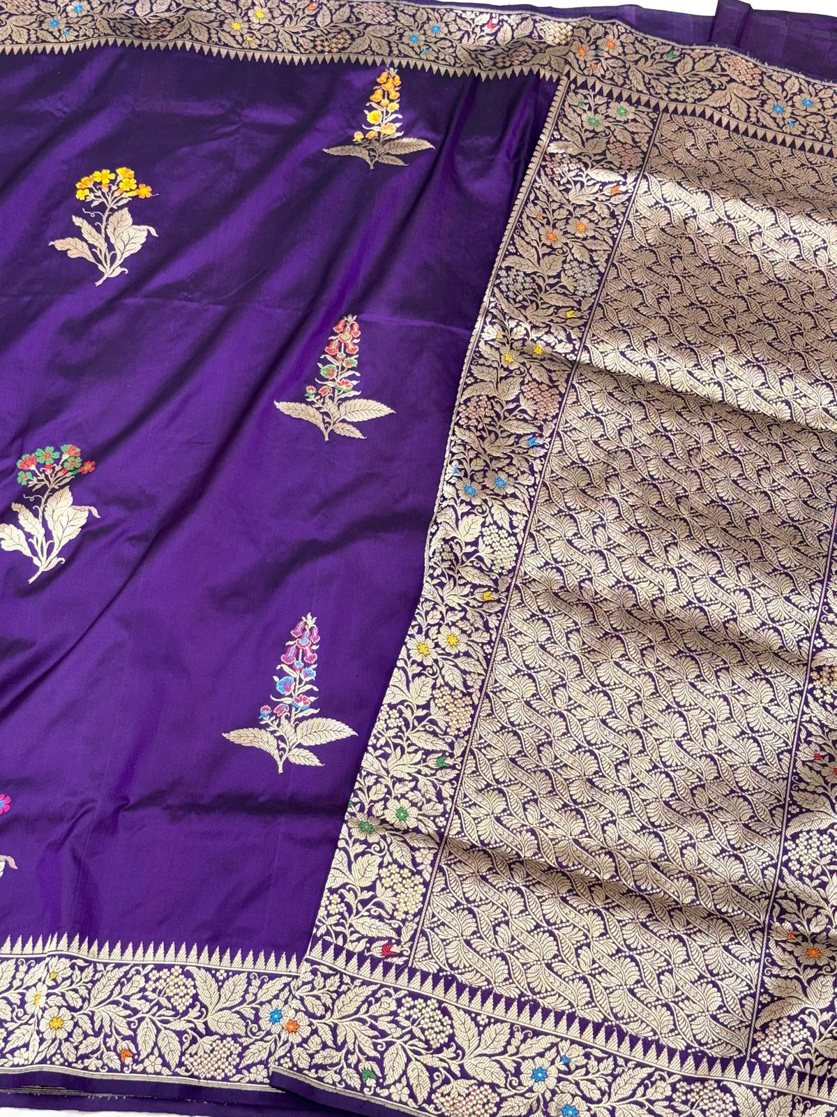 Purple Pure Mulberry Katan Silk Handwoven Banarasi Saree - Kadhwa Technique Authentic Banarasi Saree