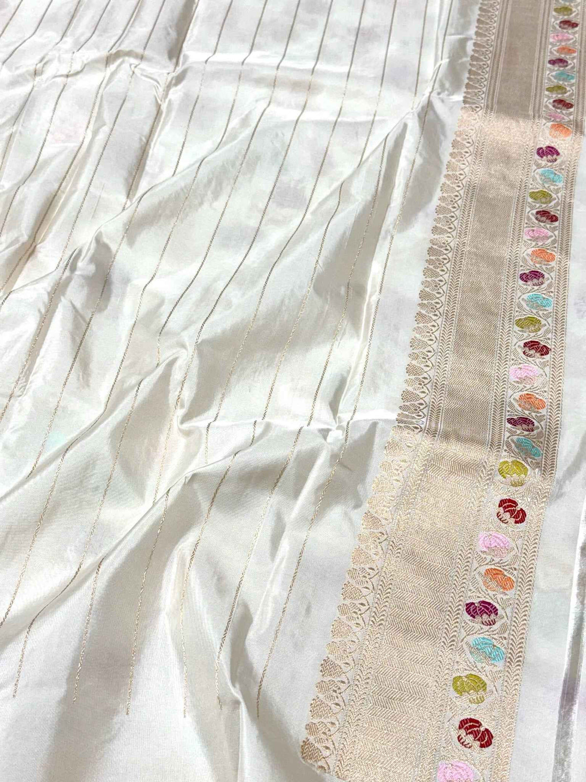 White Pure Mulberry Double Katan Silk Handwoven Banarasi Saree | Kadhwa Weave | The Couture Heritage