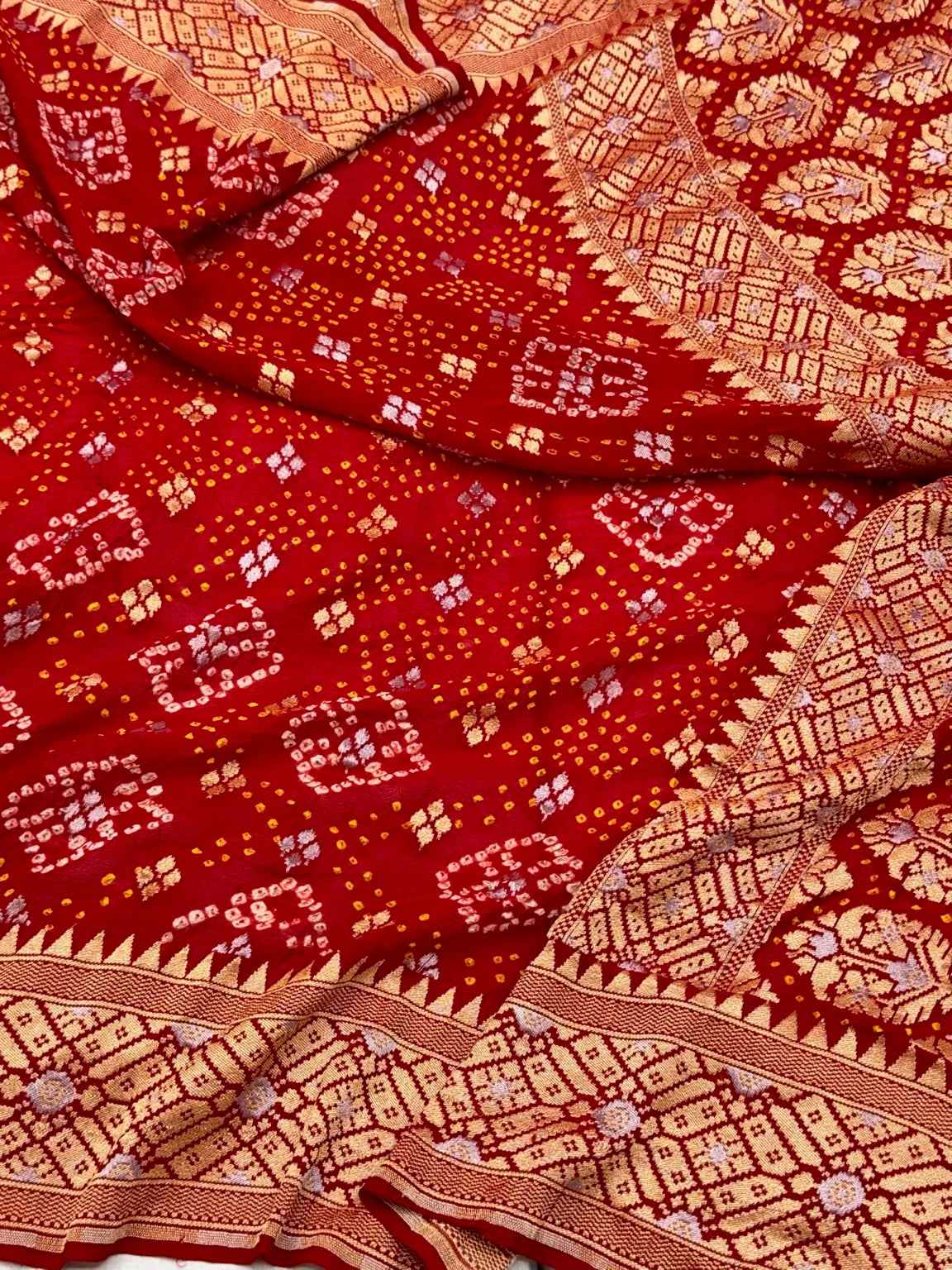 Red Handloom Banarasi Saree | Pure Chiffon Georgette Banarasi Saree with Bandhej