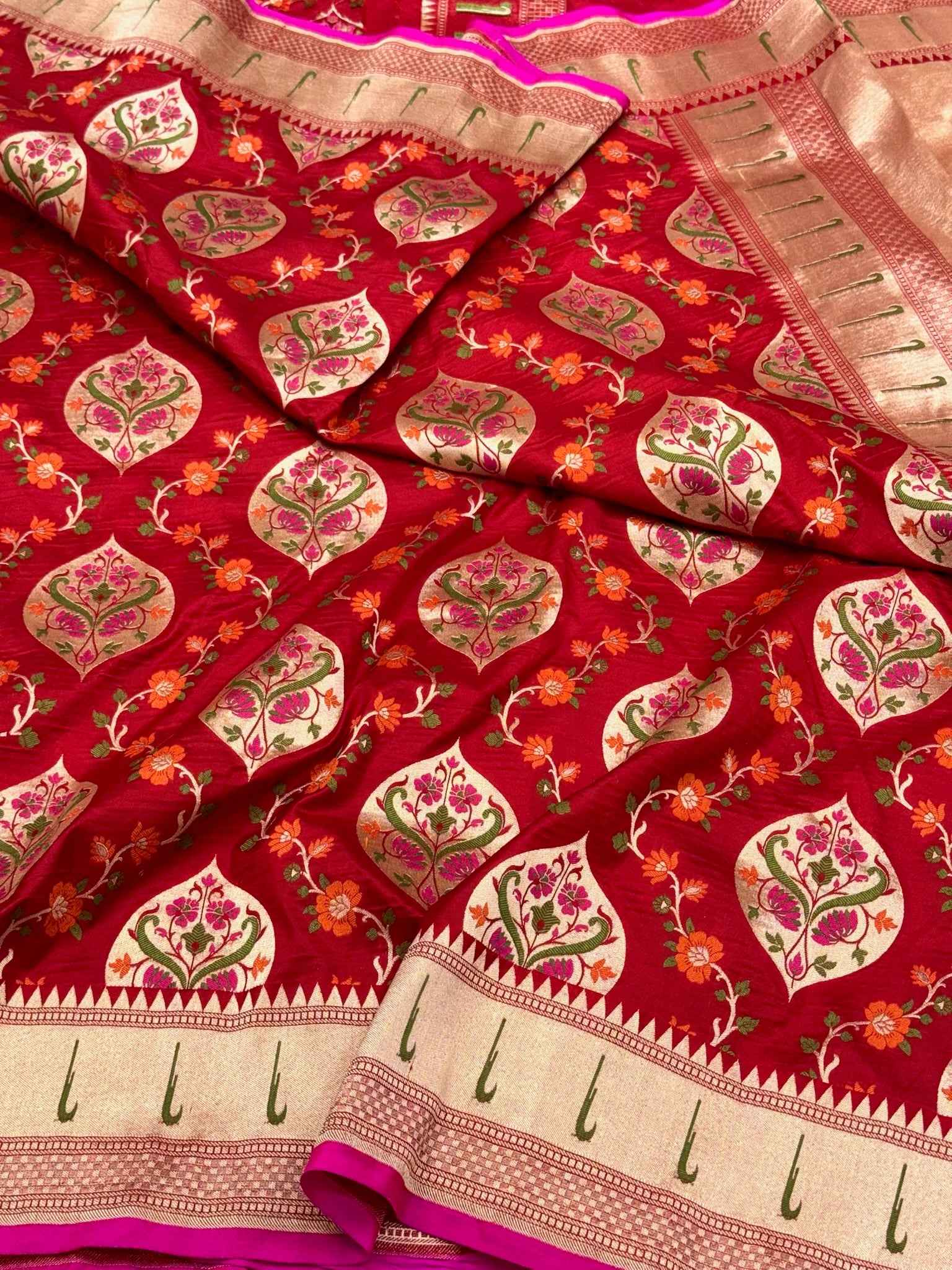 Red Banarasi Handloom Silk Saree - Pure Katan & Mulberry Silk Banarasi Saree