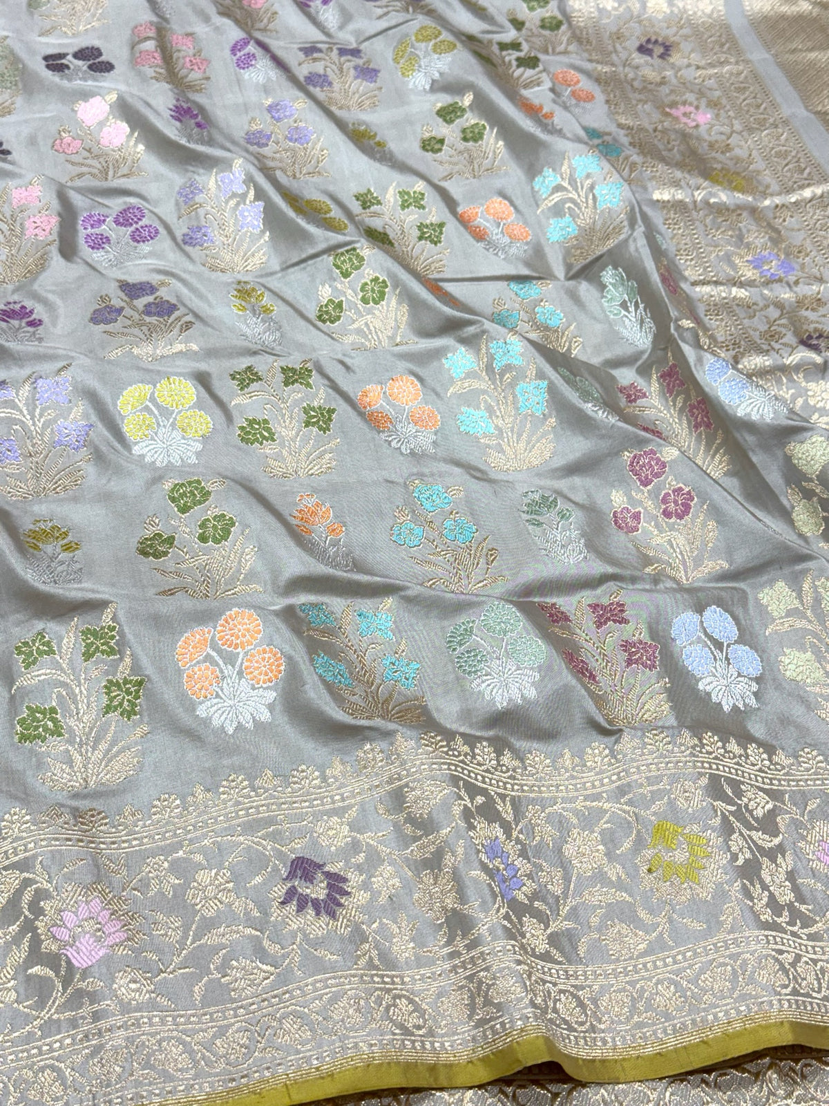 Steel Grey Banarasi Pure Double Katan Mulberry Silk Handwoven Modern Saree | Kadhwa Technique
