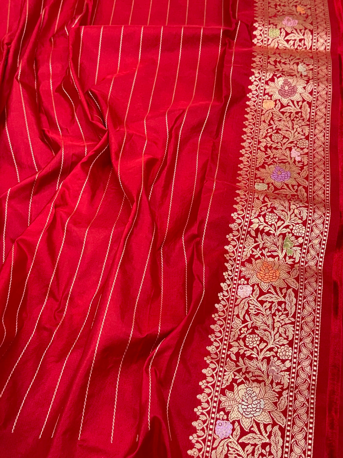 Bottle Green Pure Double Mulberry Katan Silk | Kadhwa Technique | Handwoven Banarasi Saree - New Era Of Saree Glamour