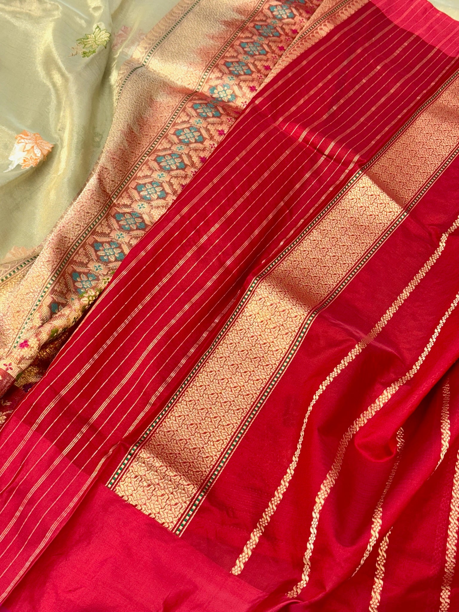 Green Pastel Kora Tissue Pure Handwoven Saree