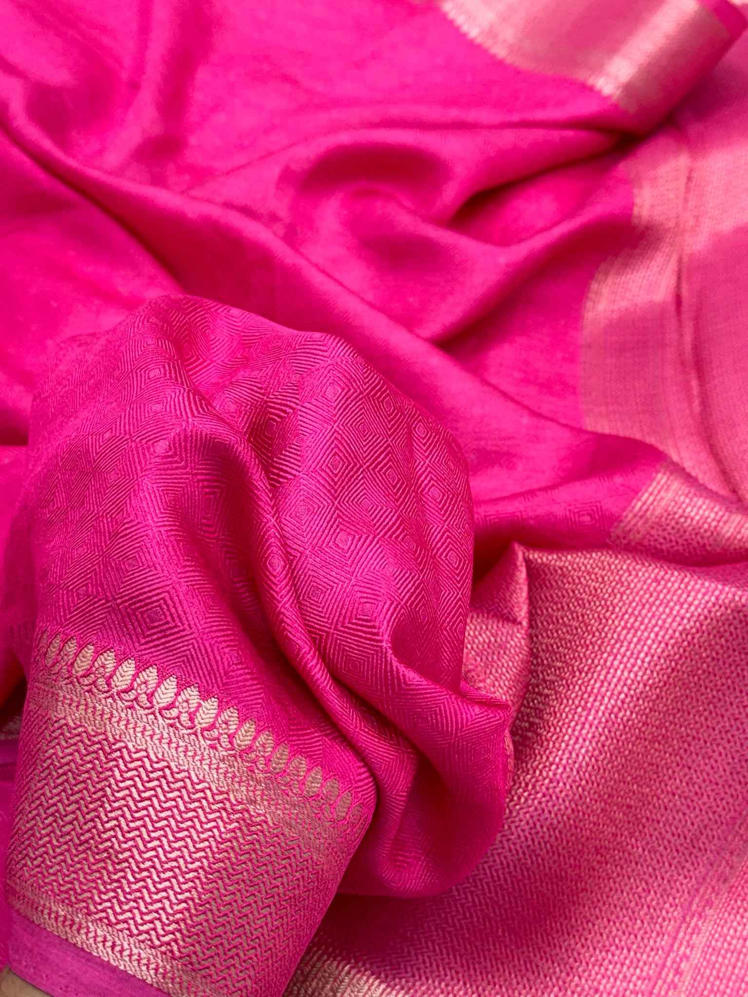 Red Pure Mulberry Silk handwoven Banarasi Saree