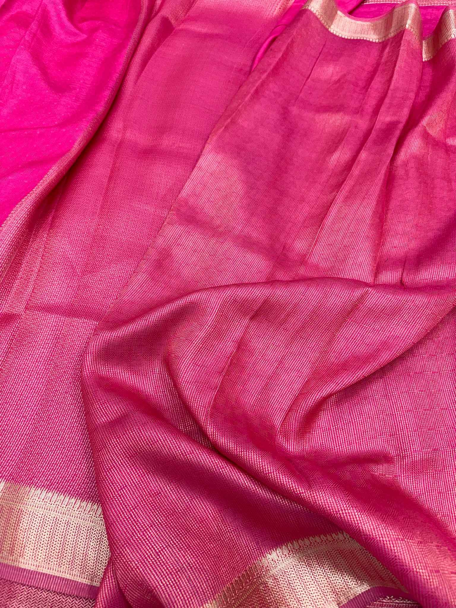 Red Pure Mulberry Silk handwoven Banarasi Saree