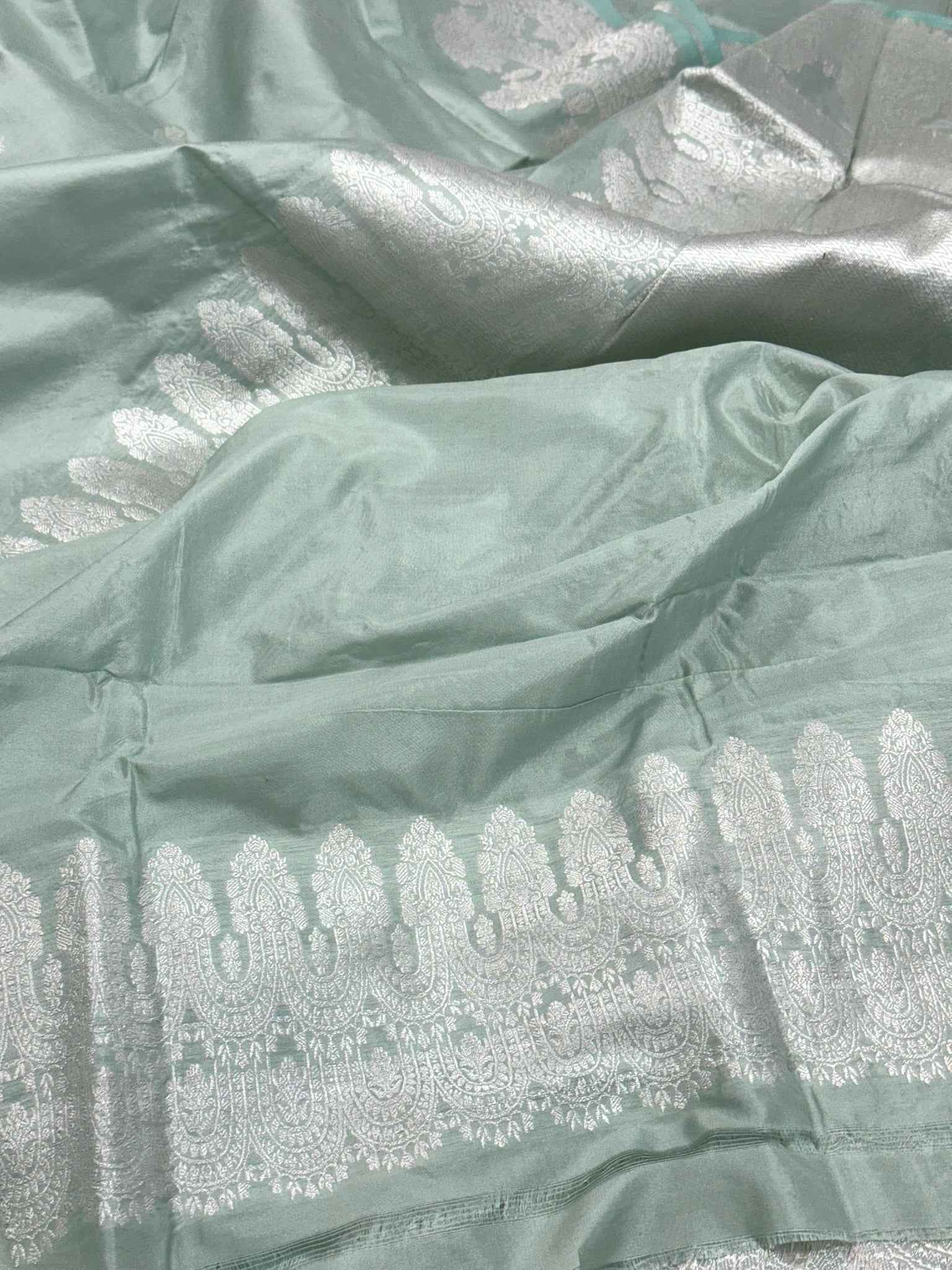 Ivory Mashru Satin Silk Handwoven Saree