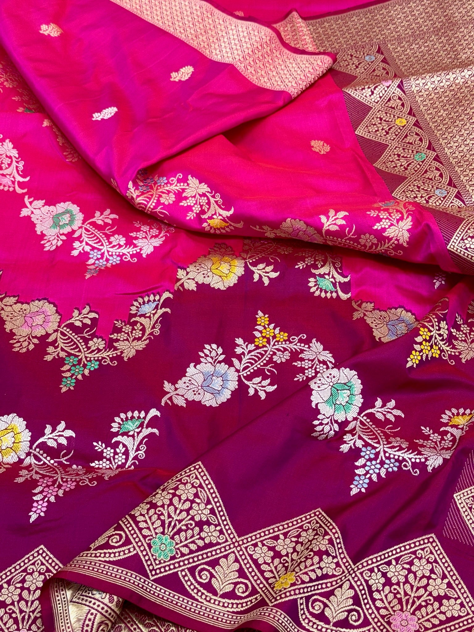 Pink/Magenta Pure Mulberry Katan Silk Handwoven Rangkaat Banarasi Saree