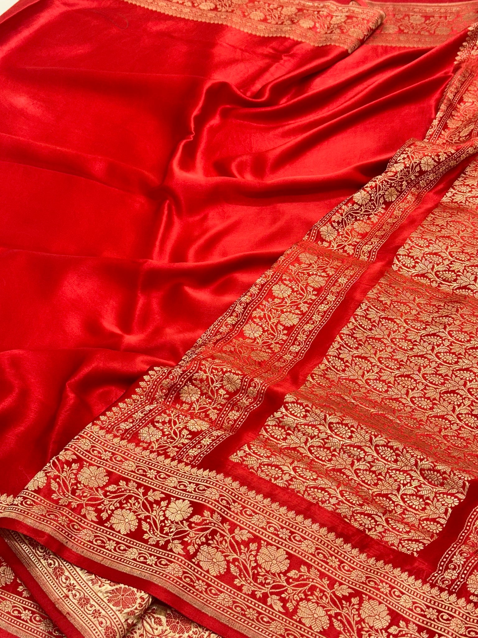 Red Mashru Satin Silk Pure Handwoven Saree