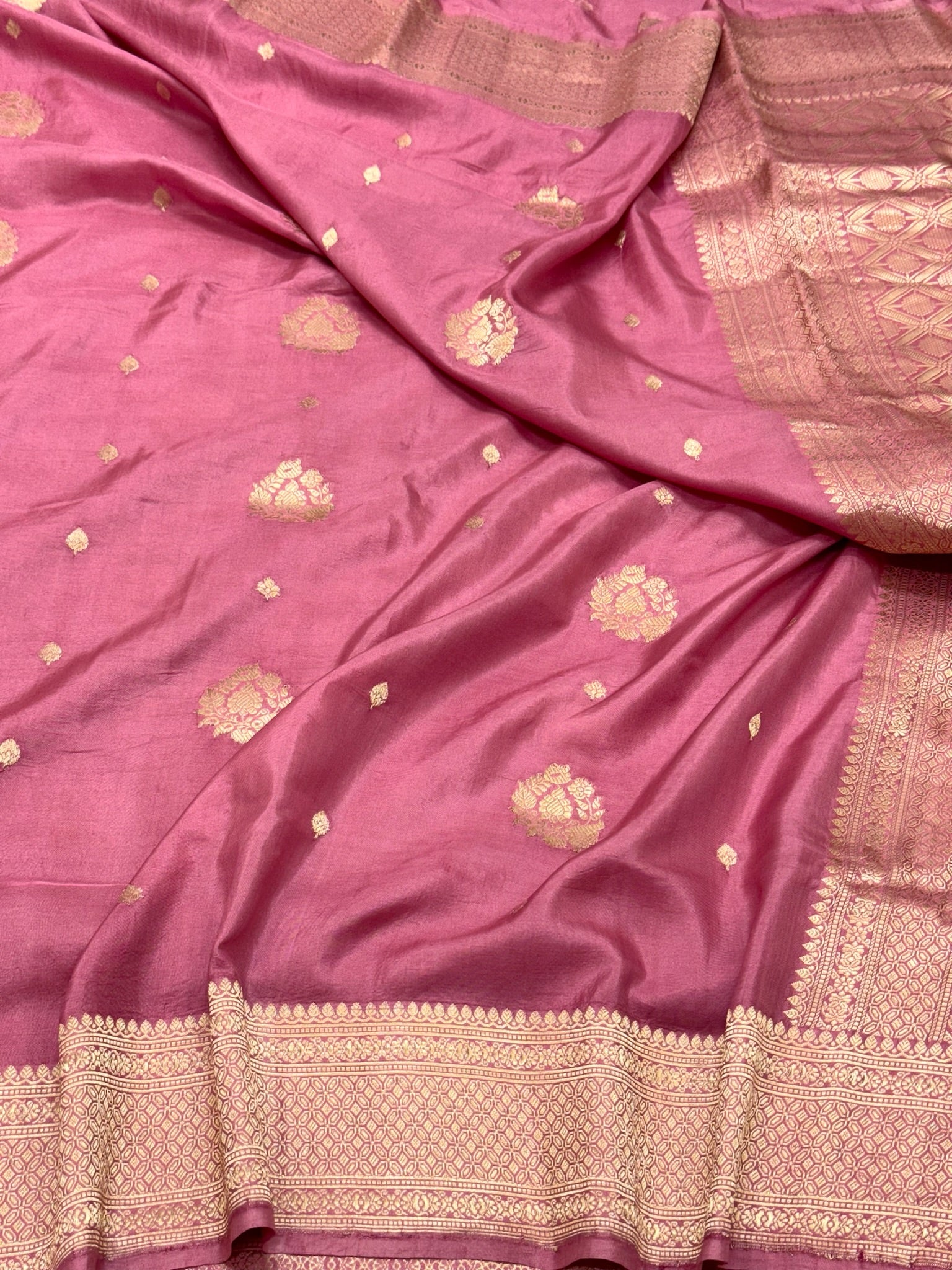 Pastel Pink Pure Katan Silk Handwoven Banarasi Saree